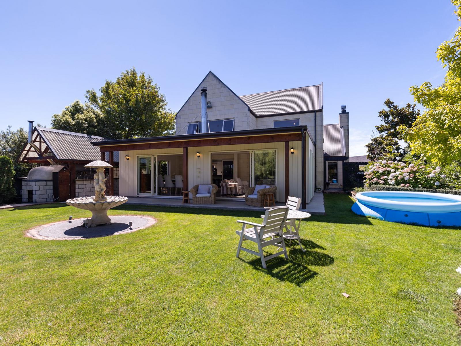 33 Royal Oak Drive, Kelvin Grove