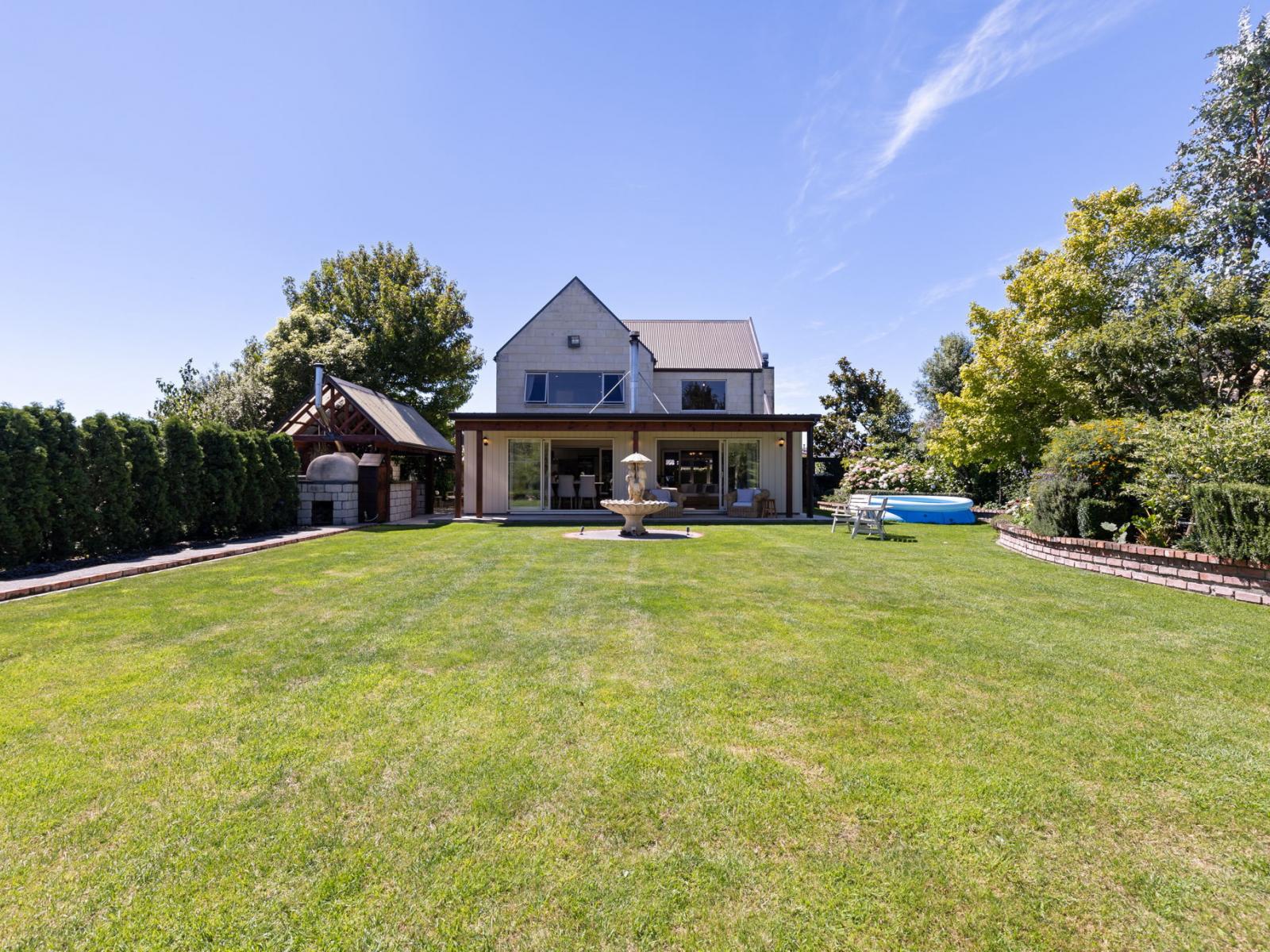 33 Royal Oak Drive, Kelvin Grove