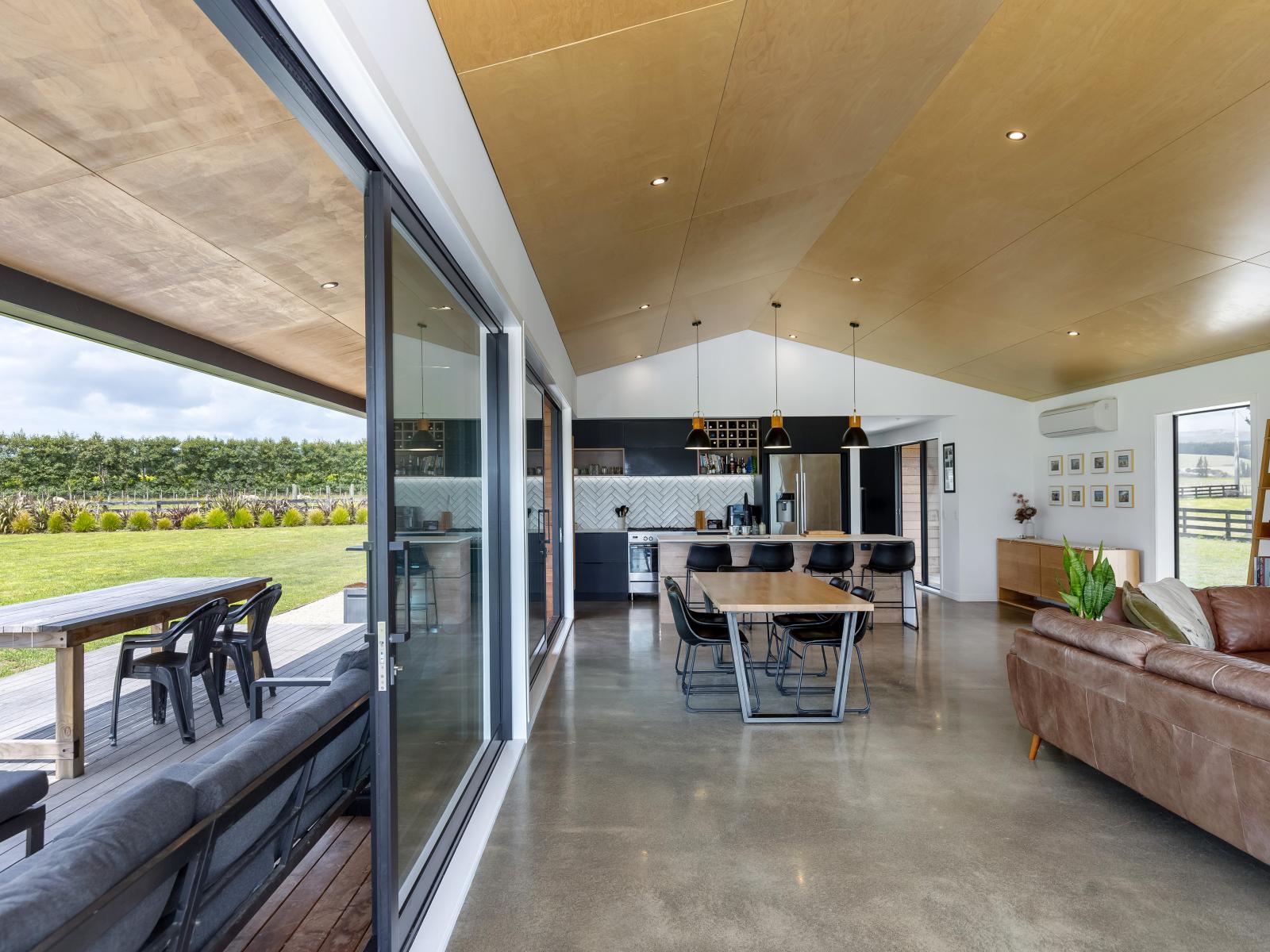 151 Dry River Road, Martinborough