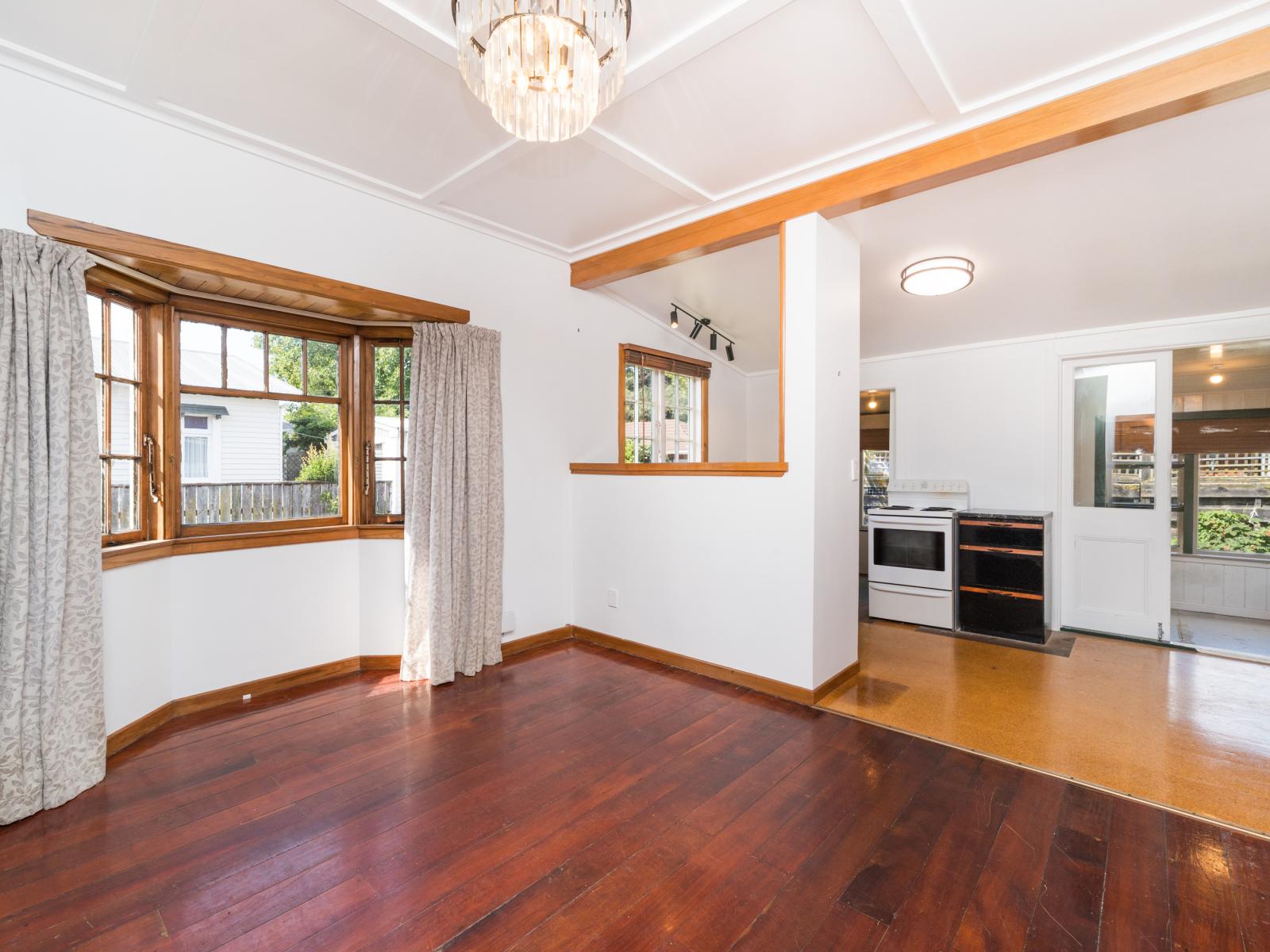 16 Ngaio Street, West End