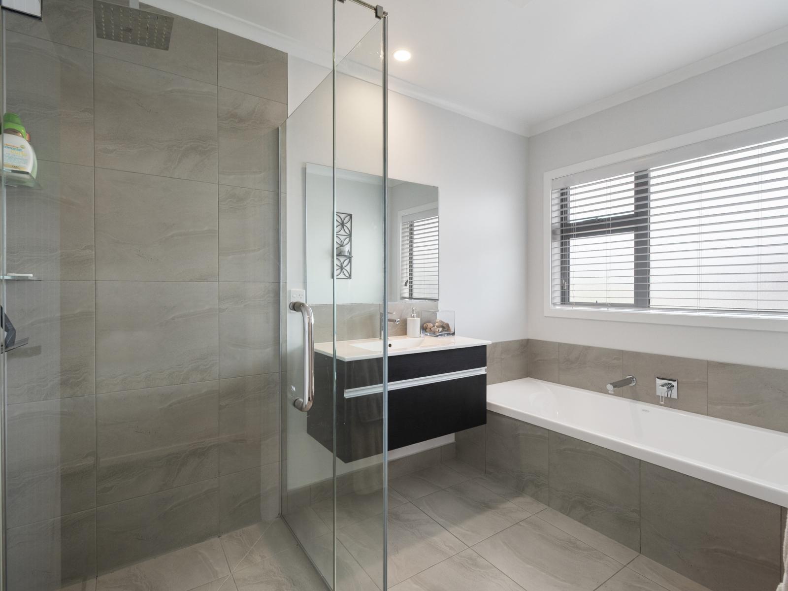 872A Reid Line East, Bunnythorpe