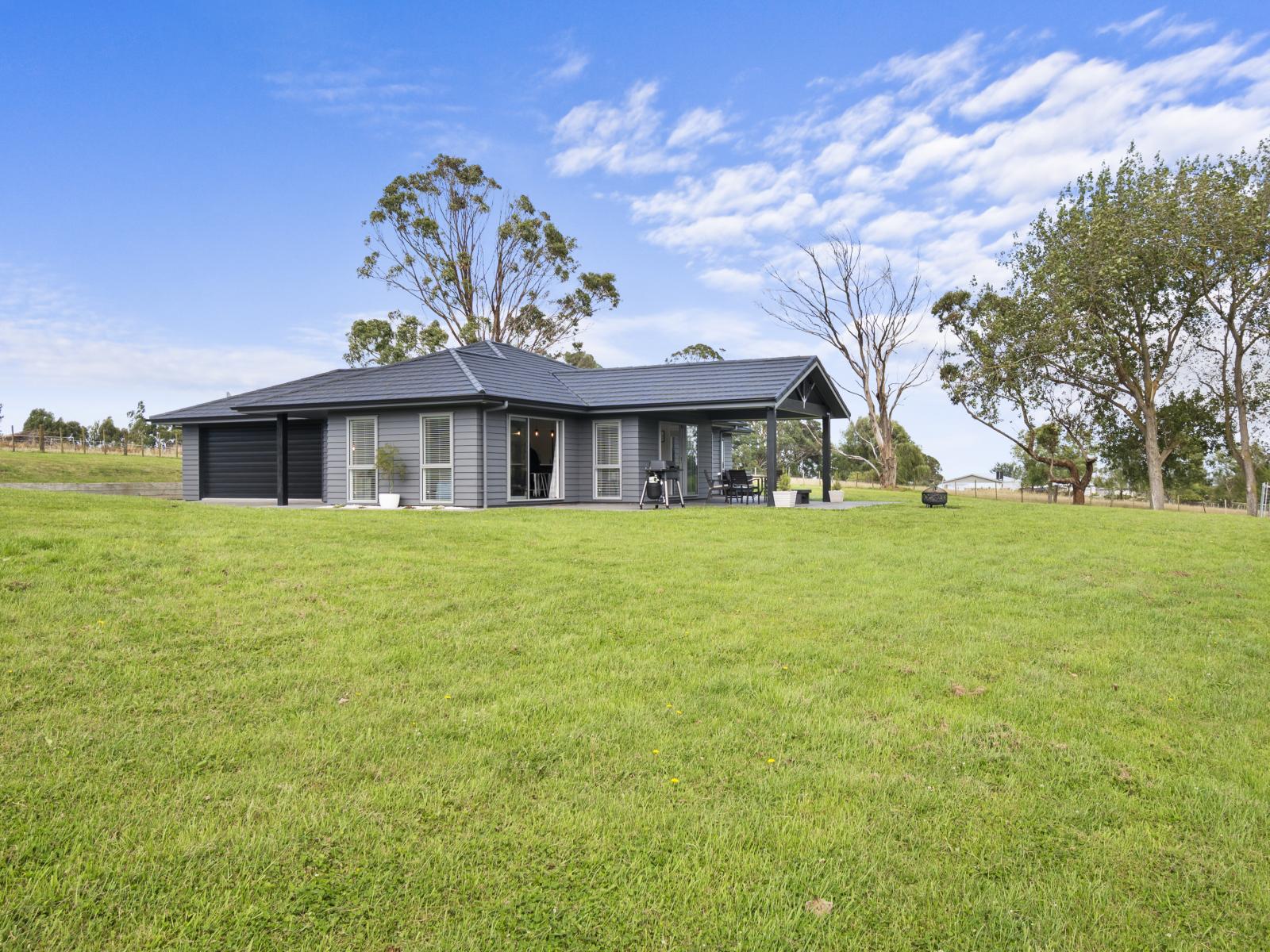 872A Reid Line East, Bunnythorpe
