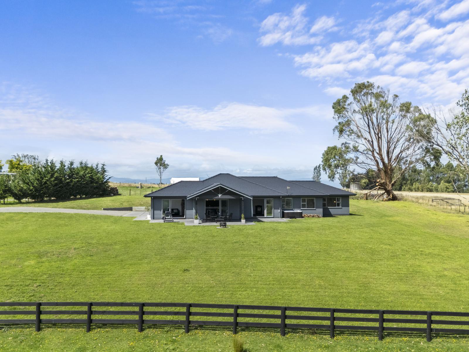 872A Reid Line East, Bunnythorpe