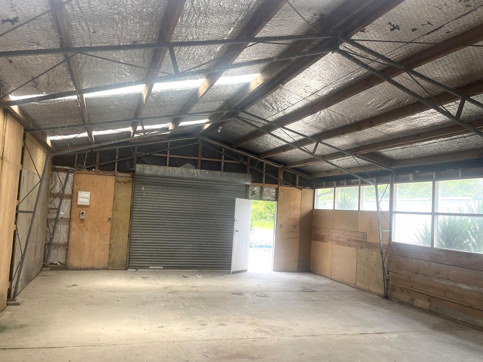 Unit B, 716 State Highway 1, Manakau