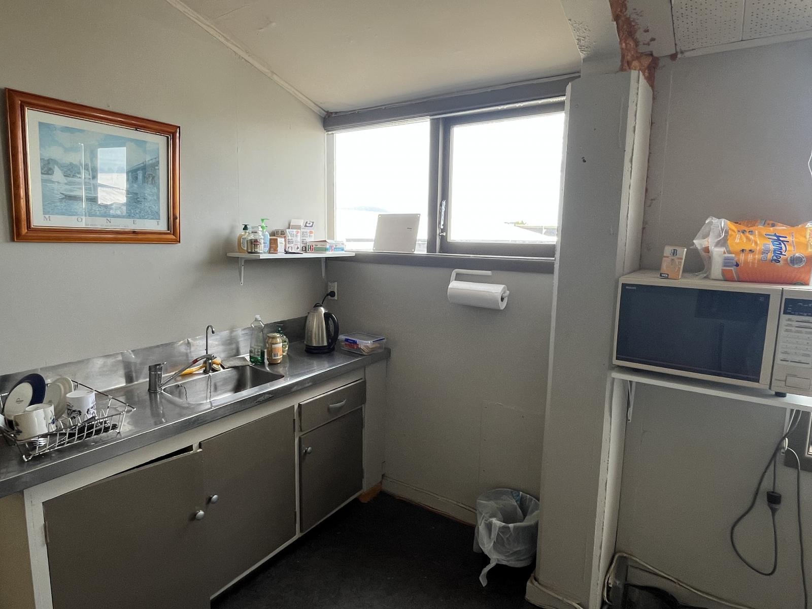 Unit A, 112-118 Kapiti Road, Paraparaumu