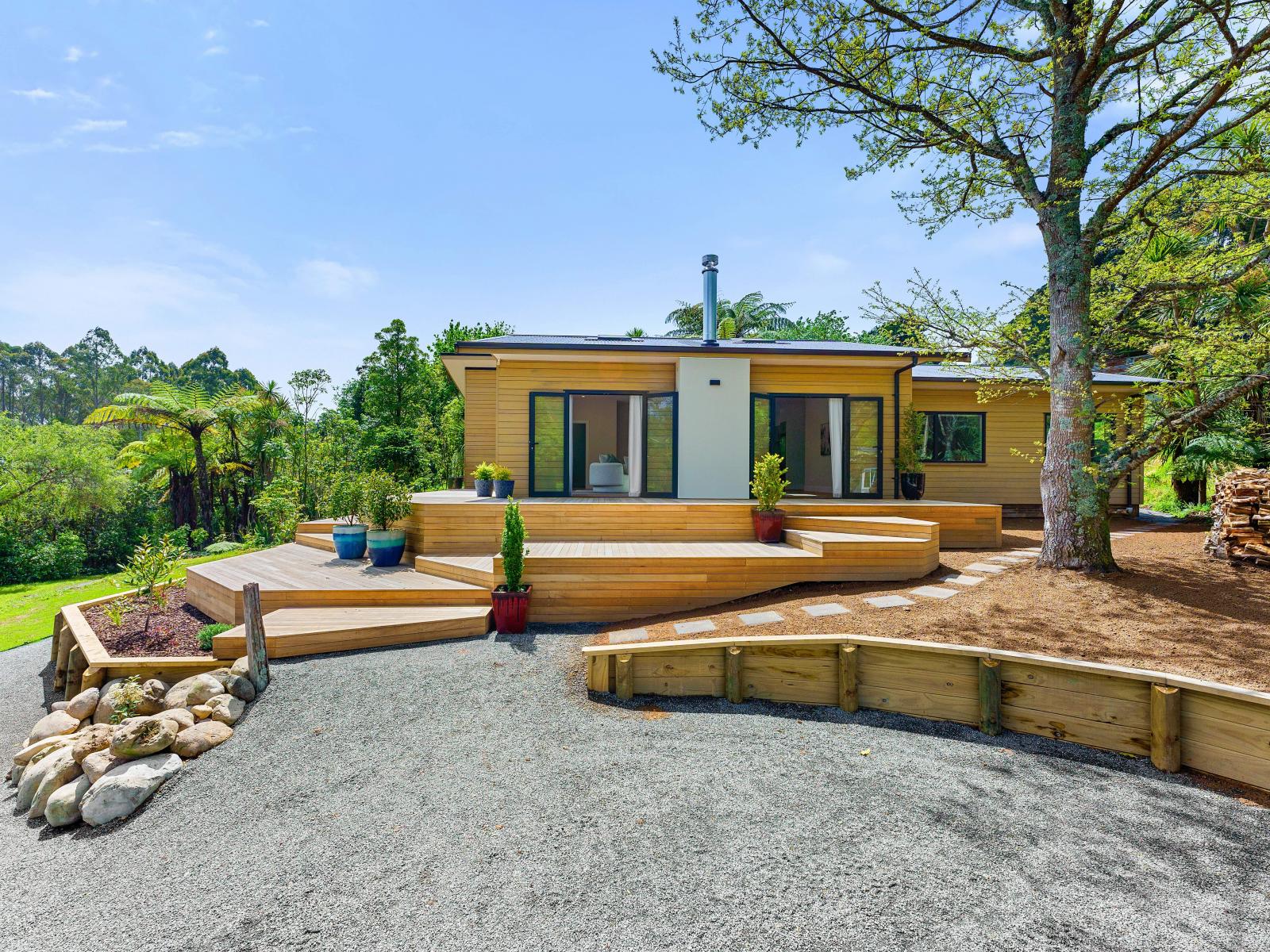 76 Parenga Road, Hautere