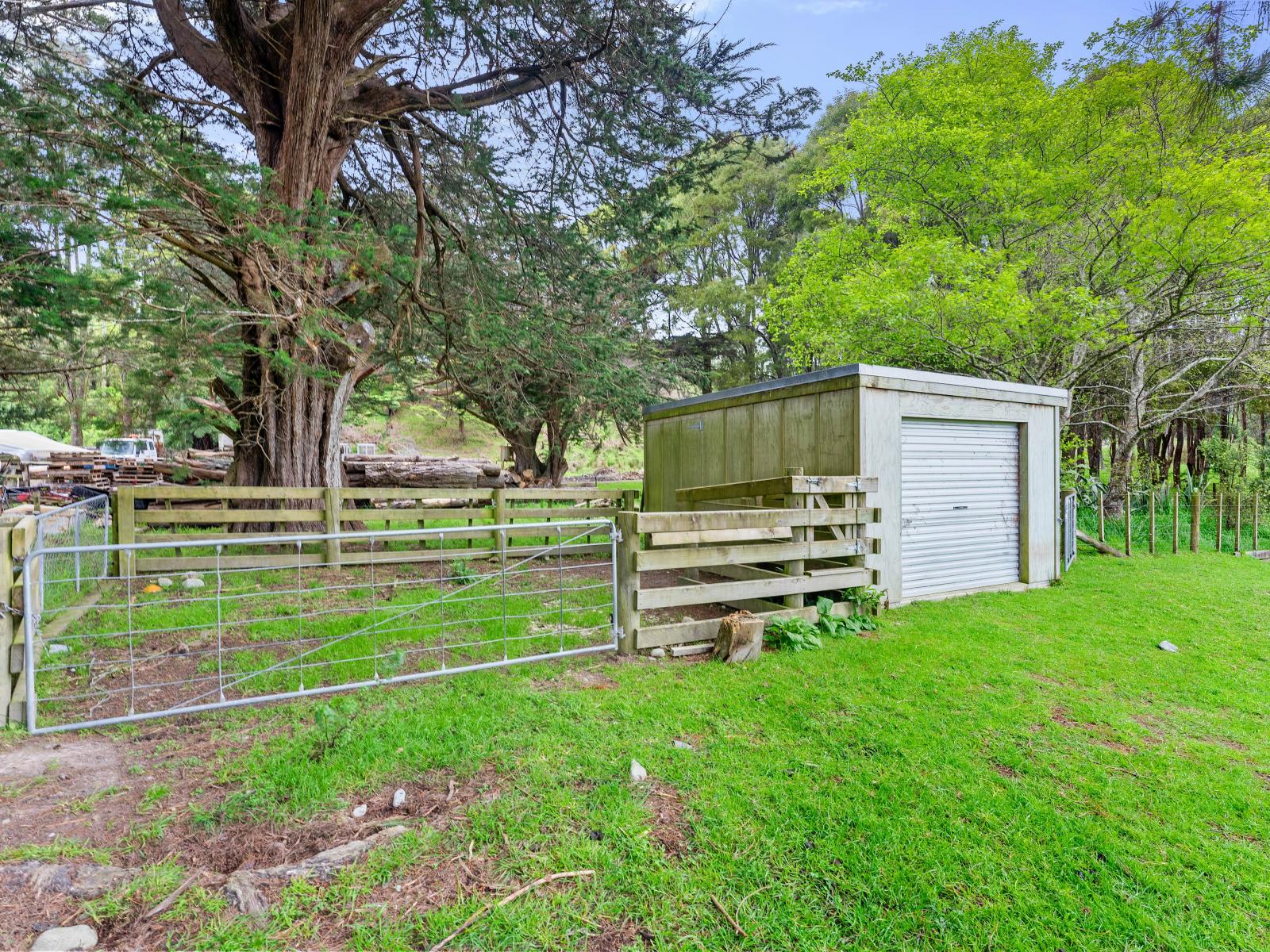 76 Parenga Road, Hautere