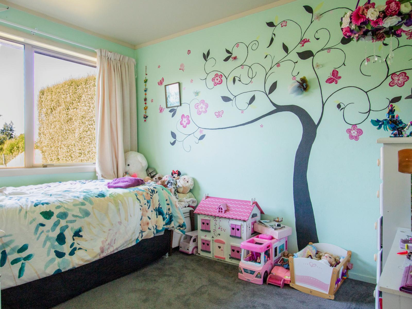 13 Earle Road, Broadlands