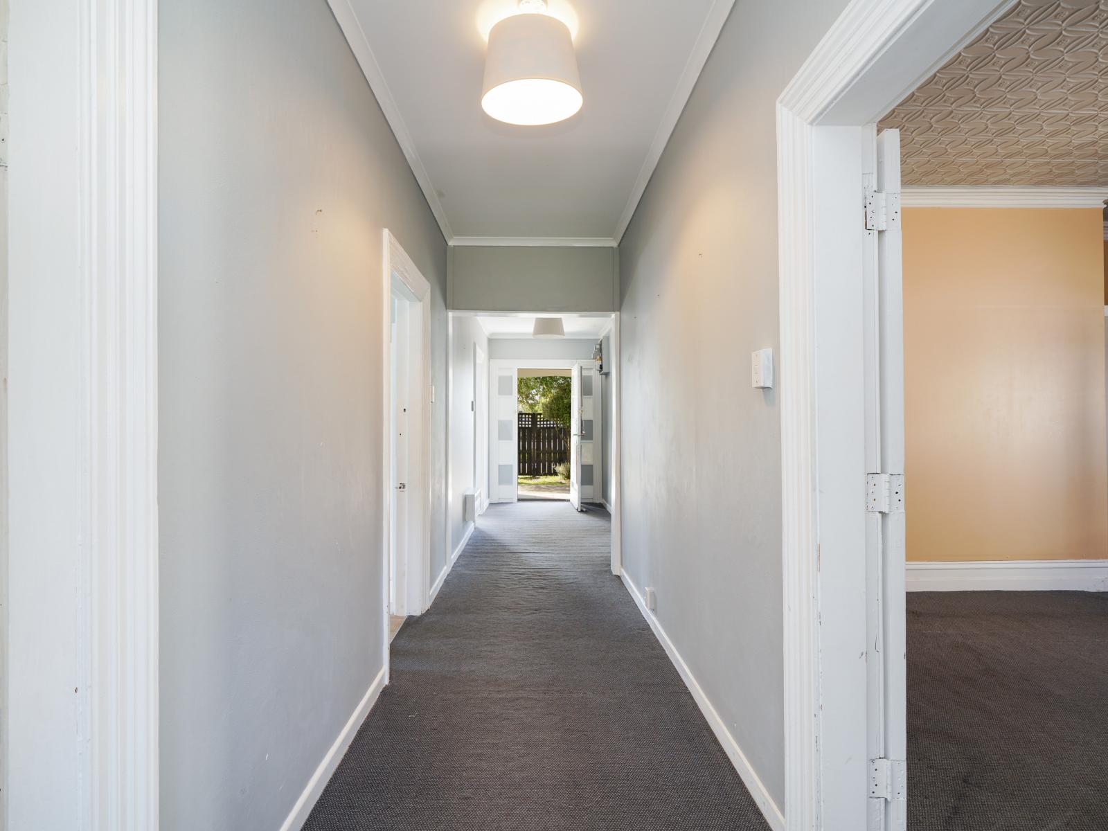 423 Tweed Street, Georgetown