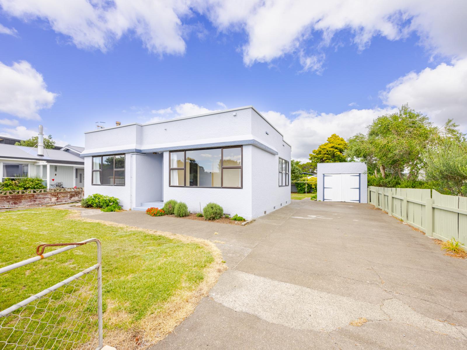76 Beach Road, Haumoana
