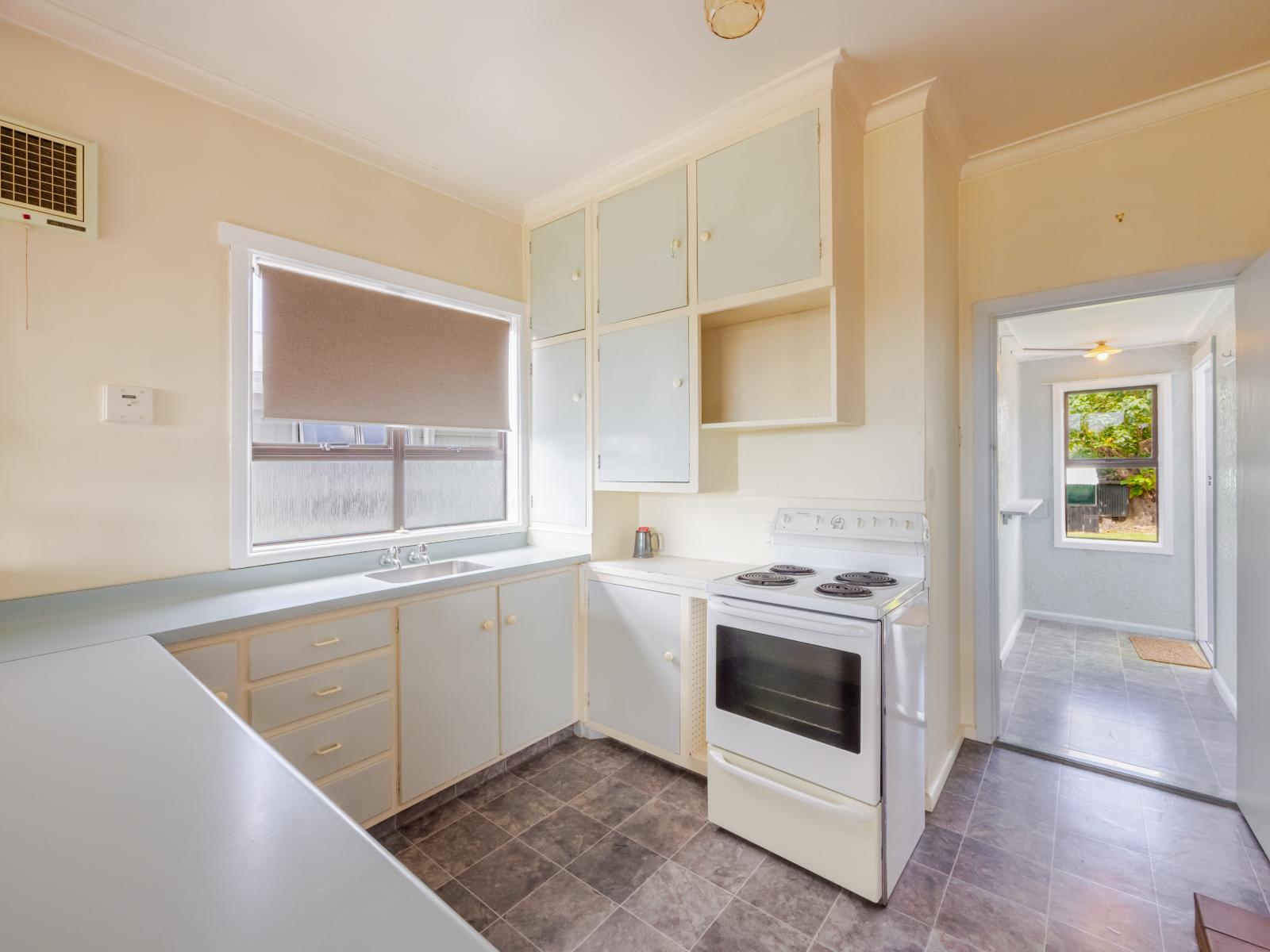 76 Beach Road, Haumoana