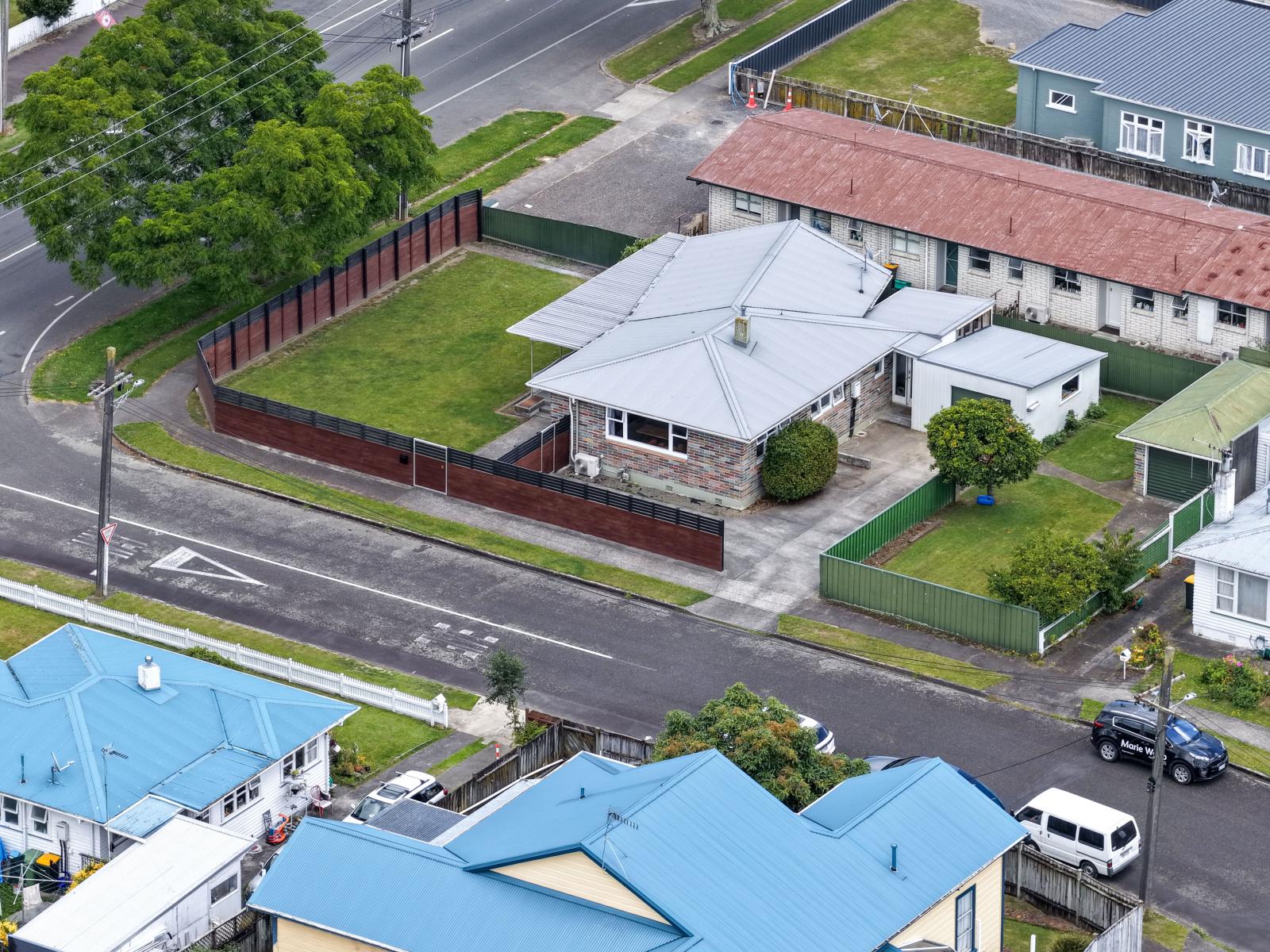 587 Queen Street East, Levin