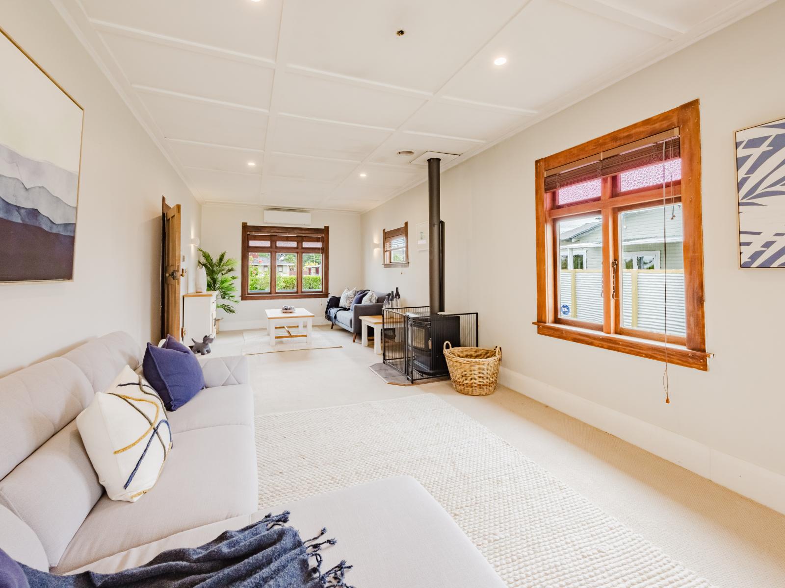 14 Francis Drake Street, Waipukurau