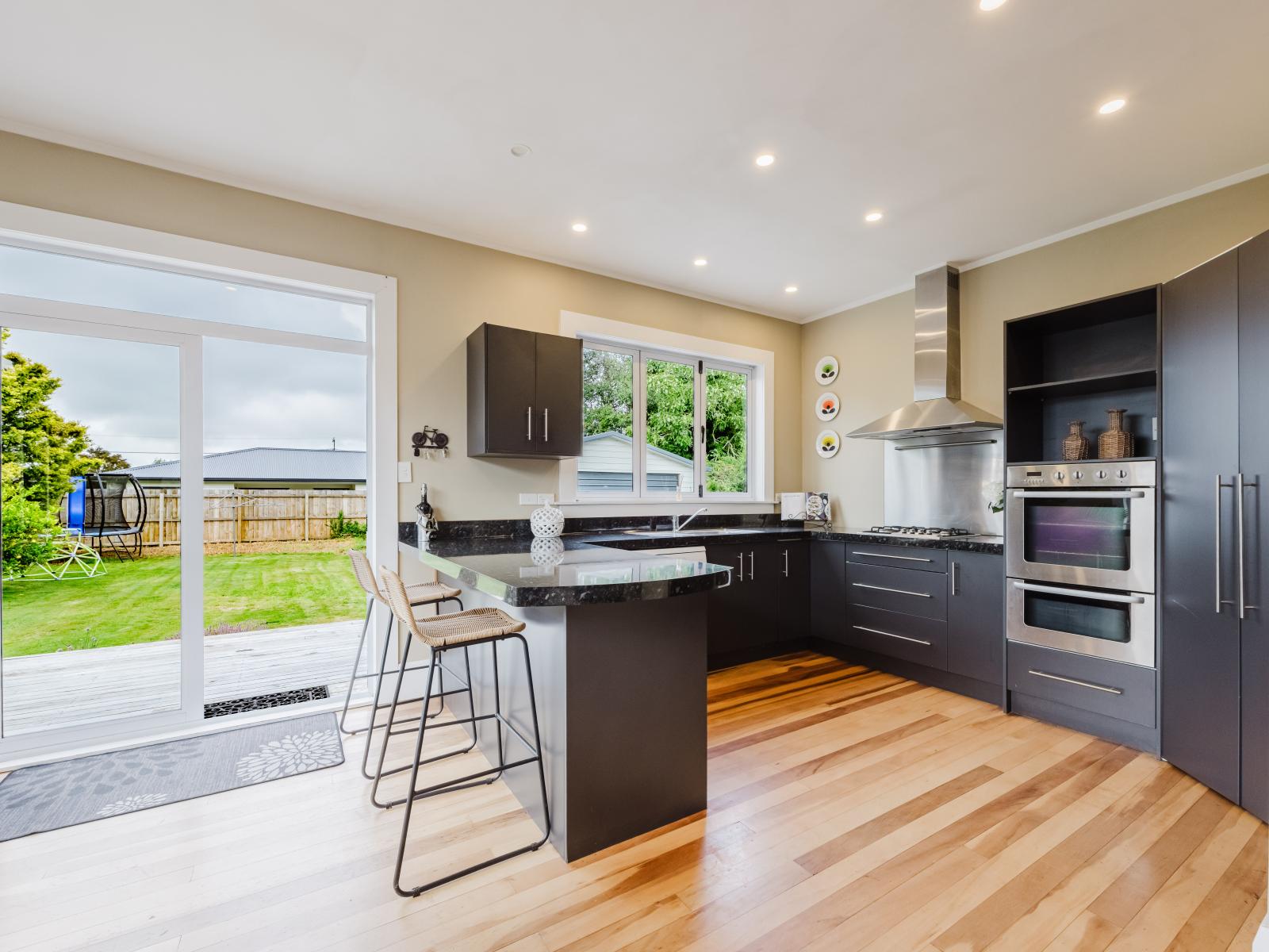 14 Francis Drake Street, Waipukurau