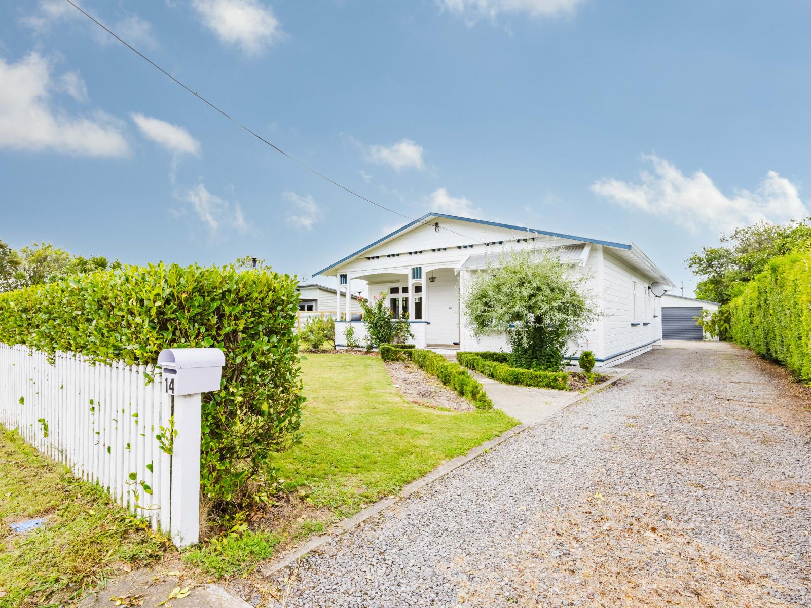 14 Francis Drake Street, Waipukurau