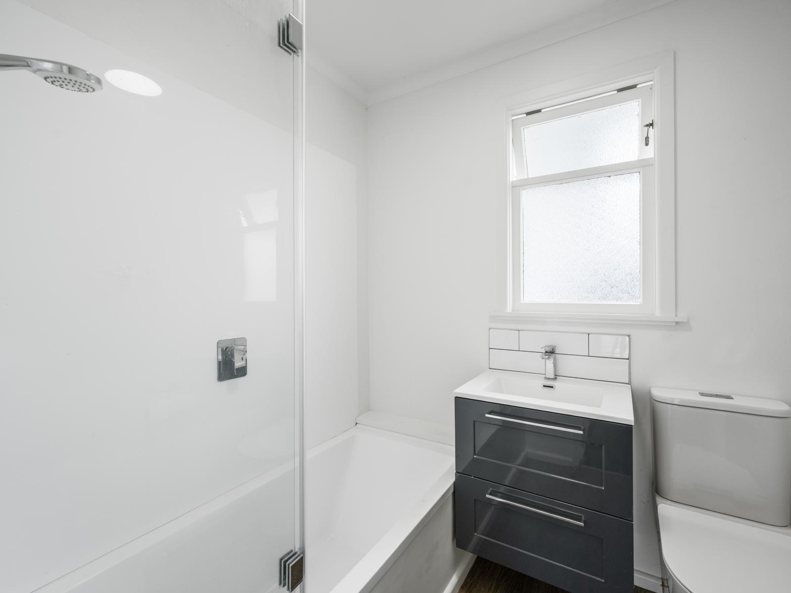 108 Lumsden Road, Akina