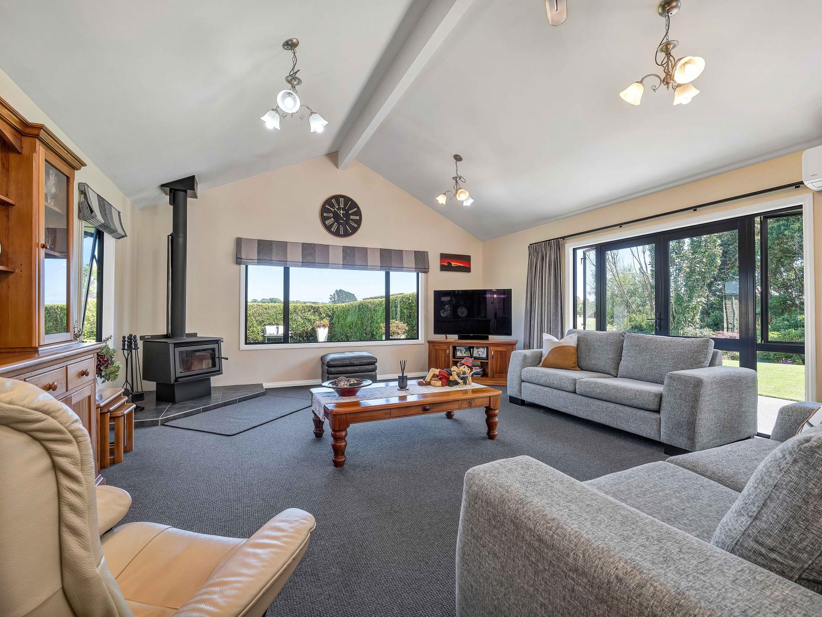 12C Takiroa Street, Urenui