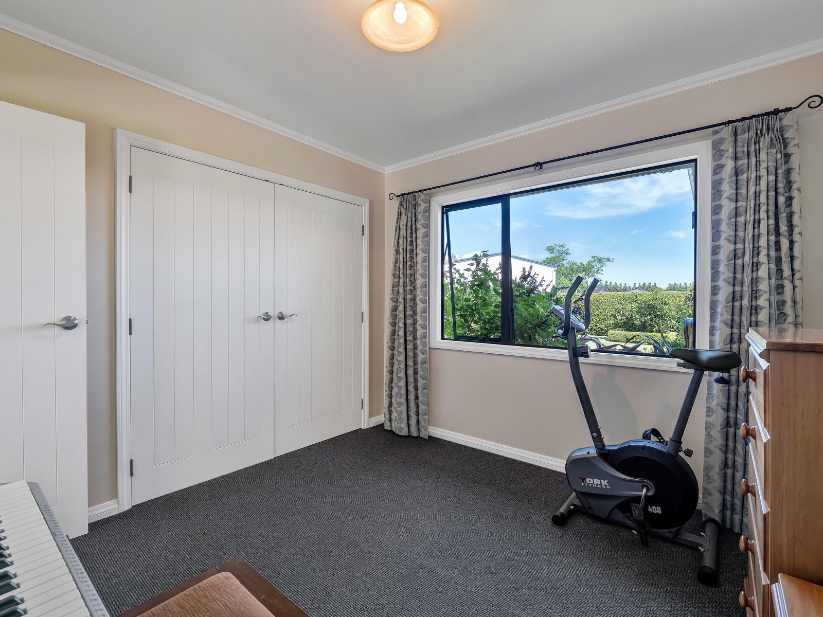 12C Takiroa Street, Urenui