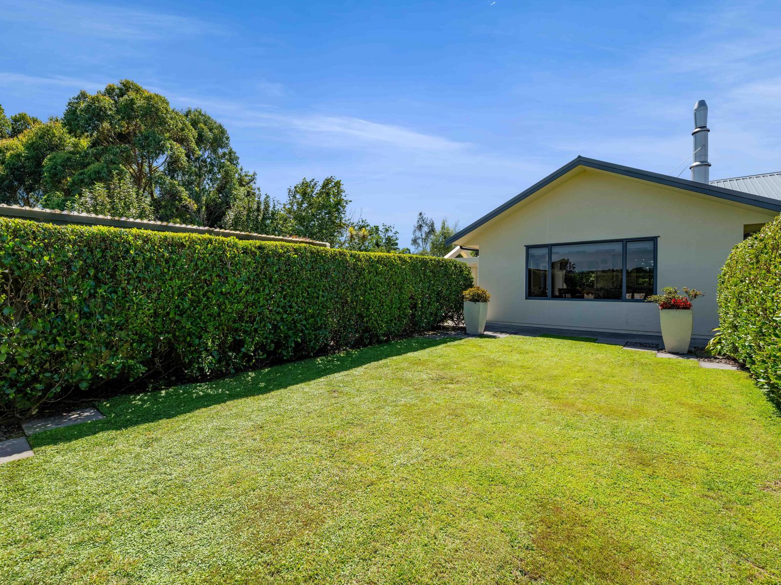 12C Takiroa Street, Urenui