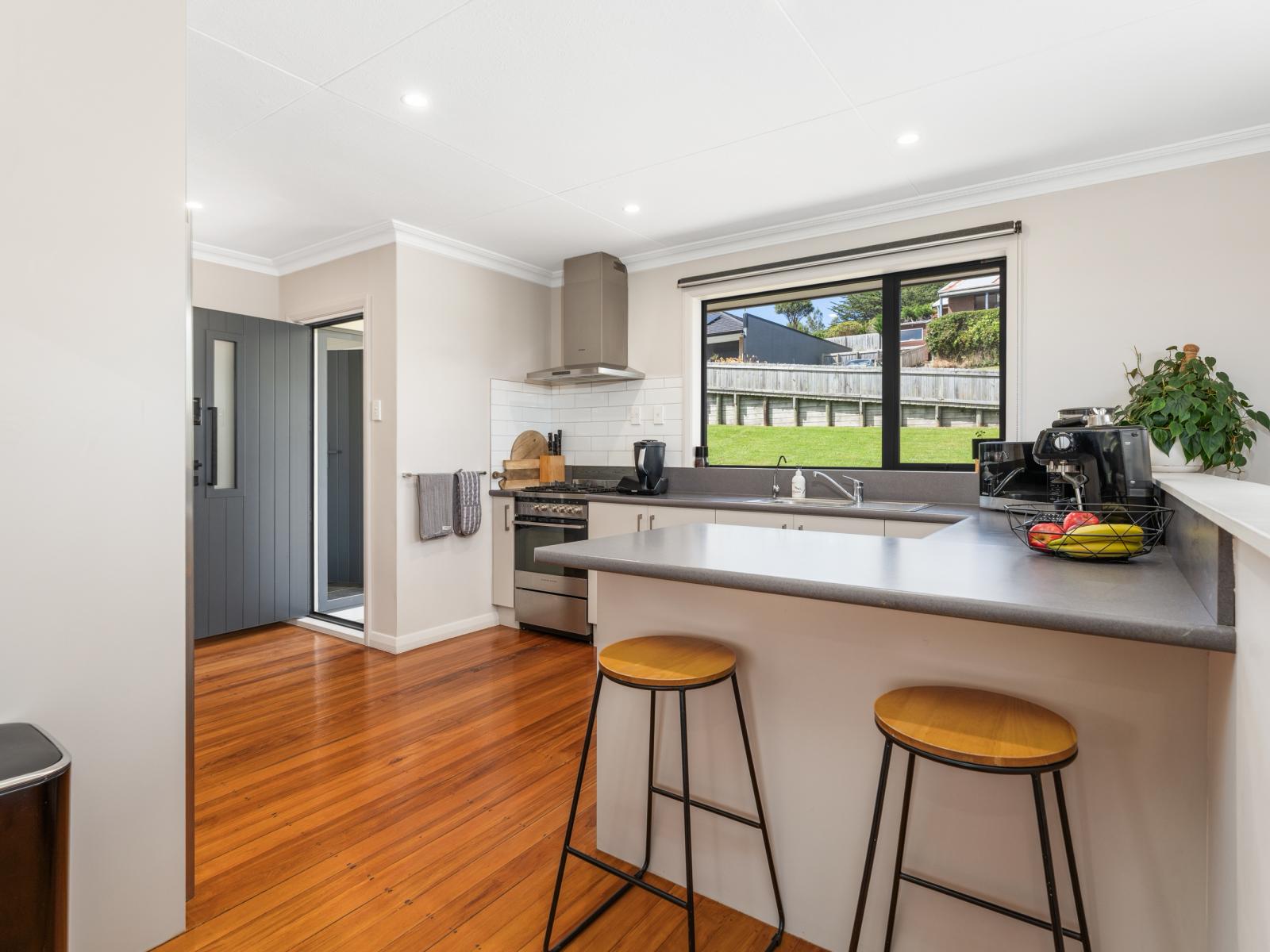 90 Main South Road, Green Island