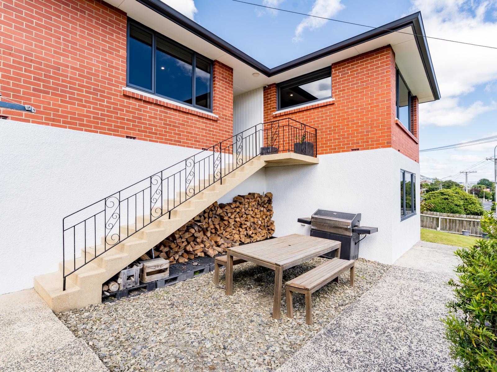 90 Main South Road, Green Island