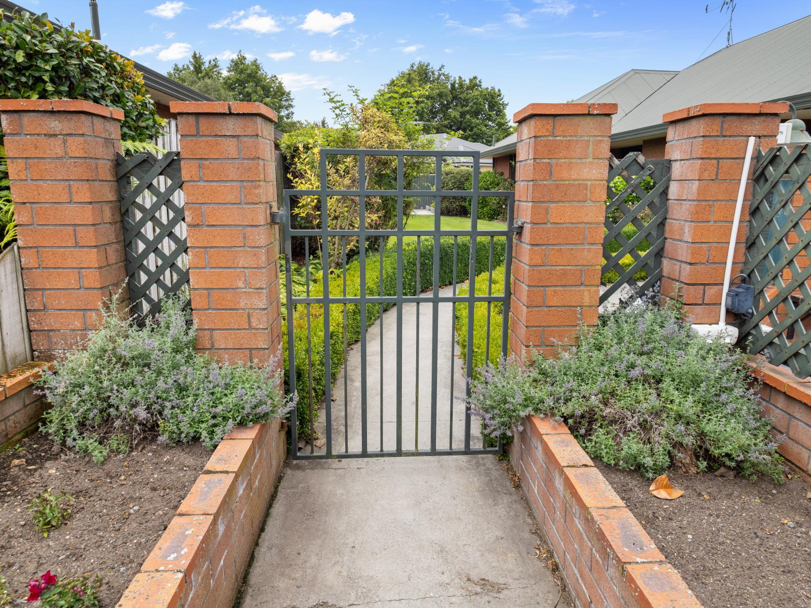 86 Pages Road, Allenton