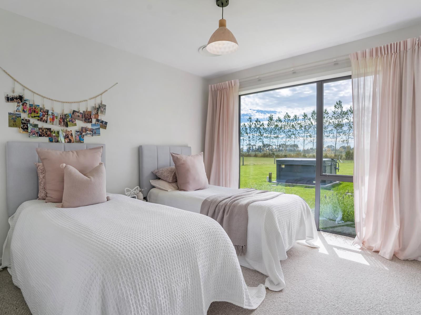 141 Devereux Road, Winton