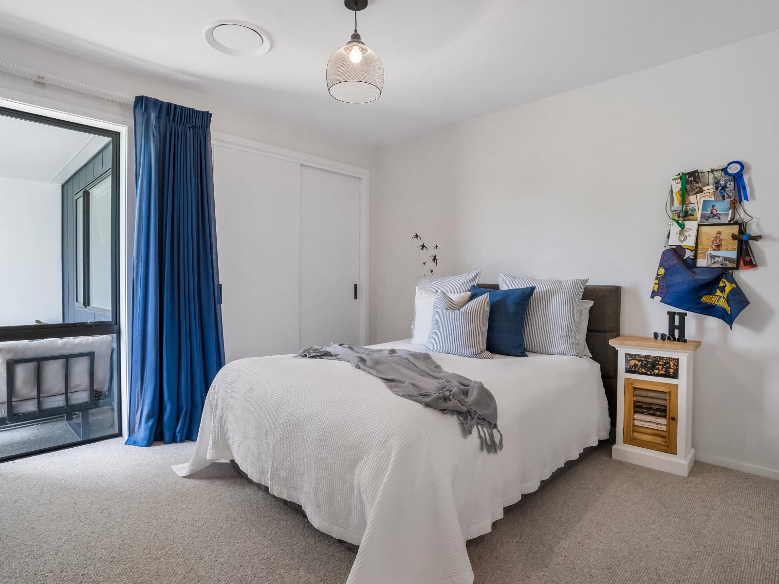 141 Devereux Road, Winton