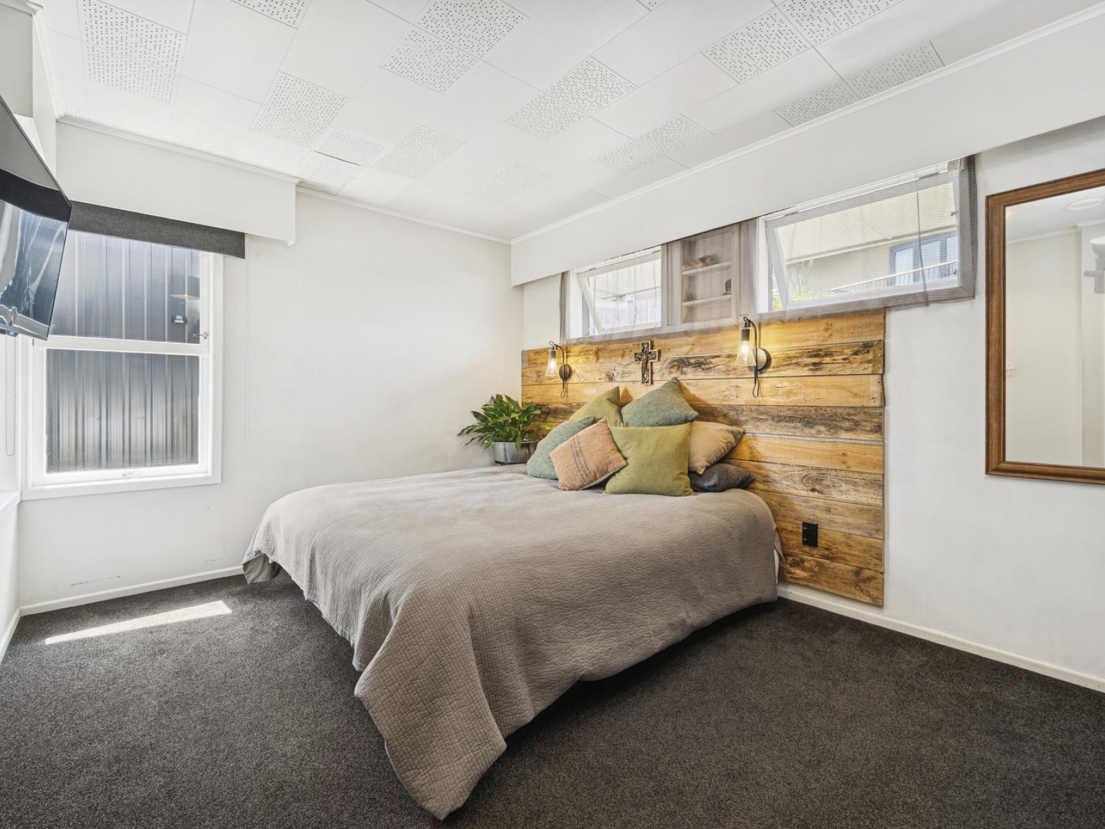 54 Grand Vue Road, Kawaha Point