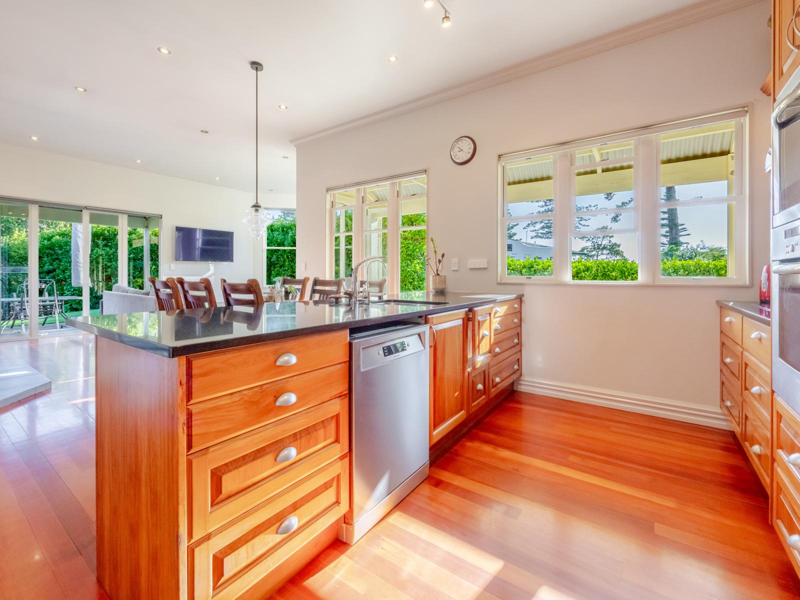 6/3382 Pourerere Road, Waipawa