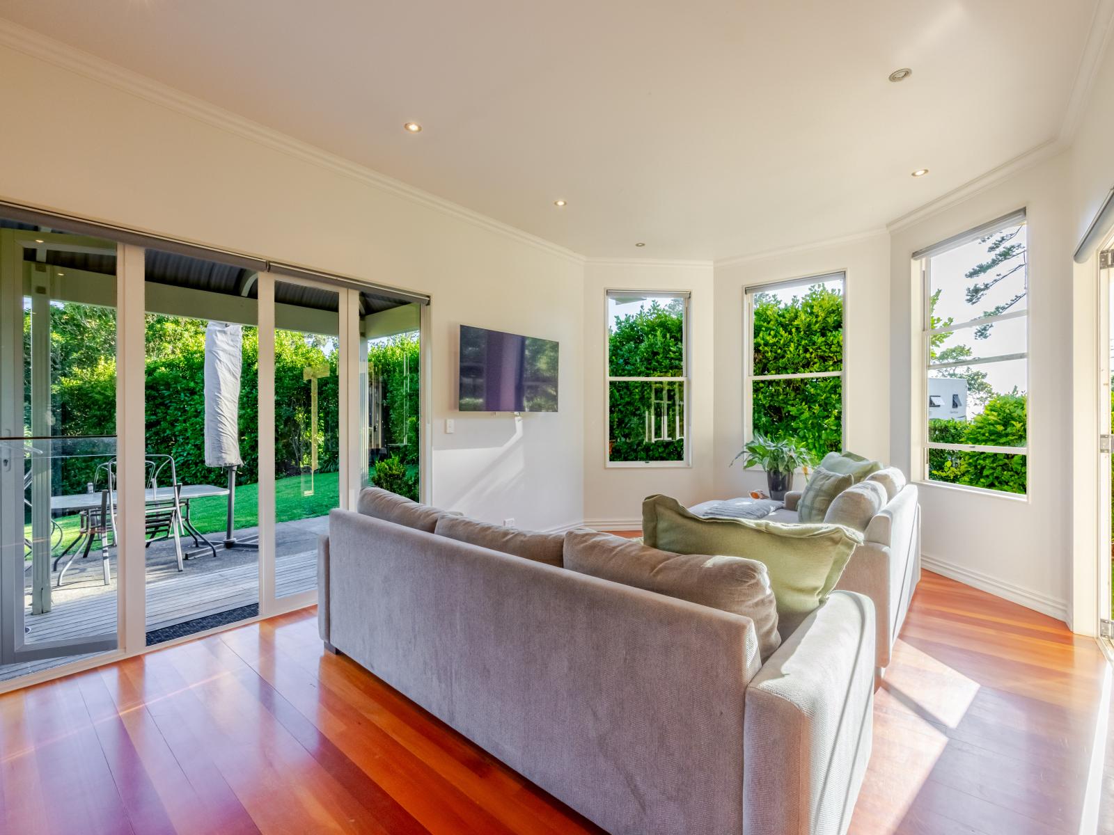 6/3382 Pourerere Road, Waipawa