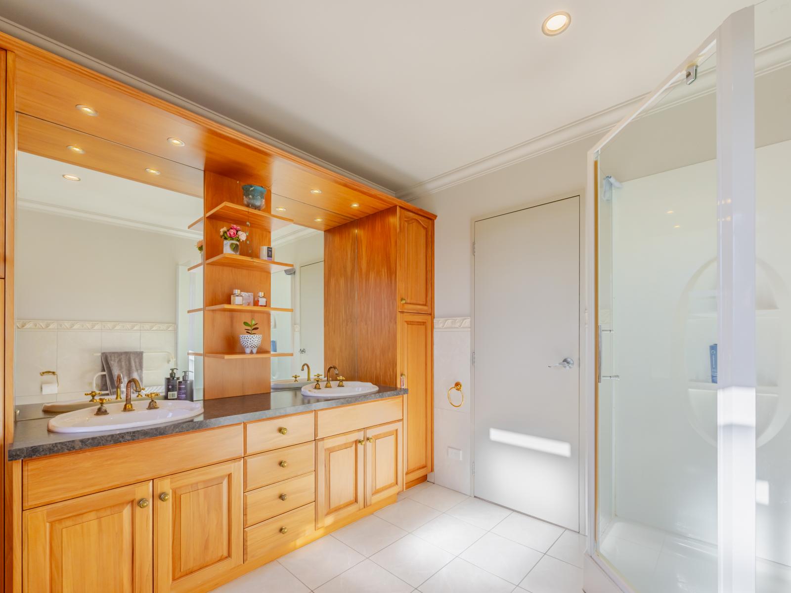 6/3382 Pourerere Road, Waipawa