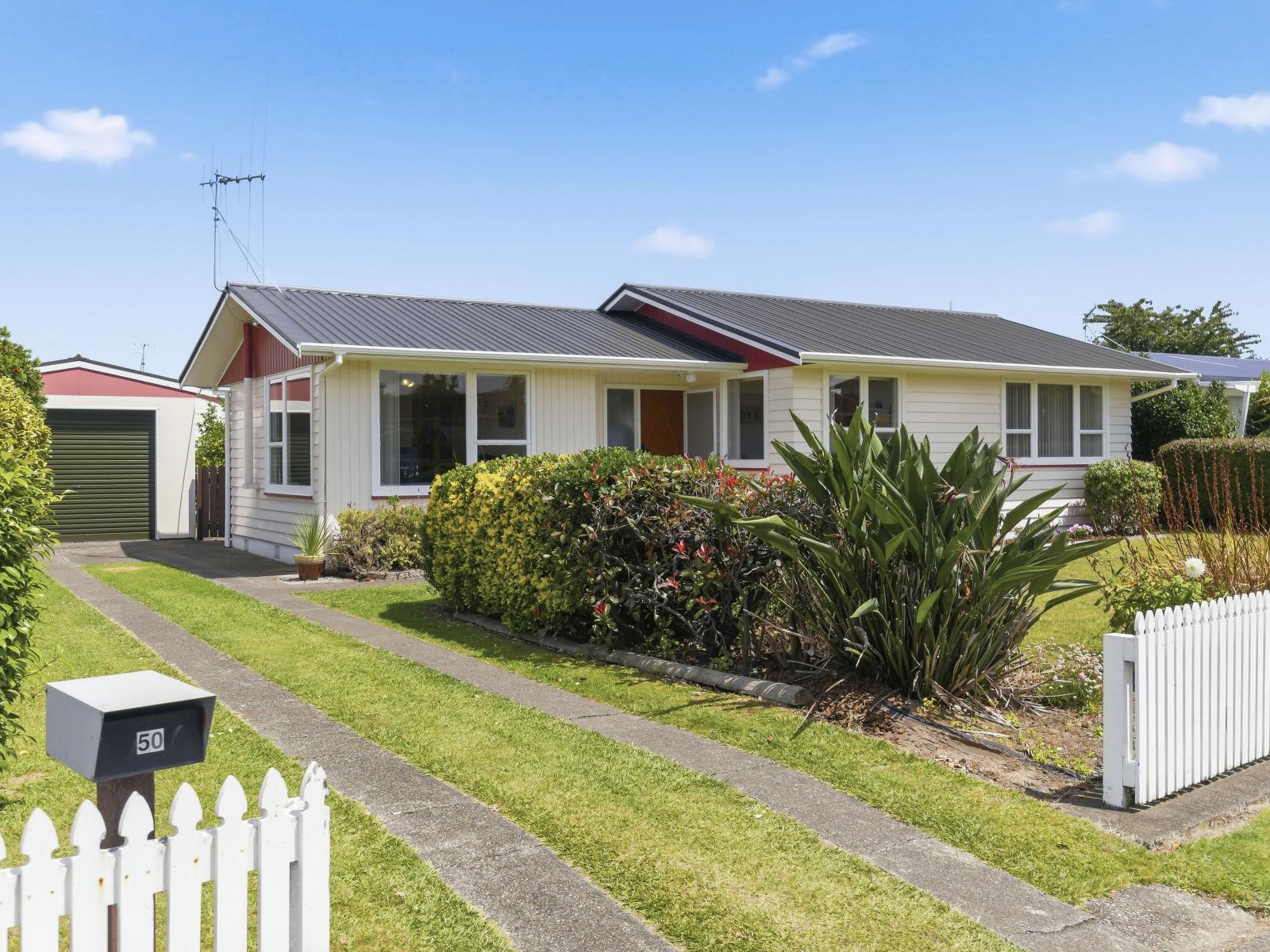 50 Kennedy Drive, Levin