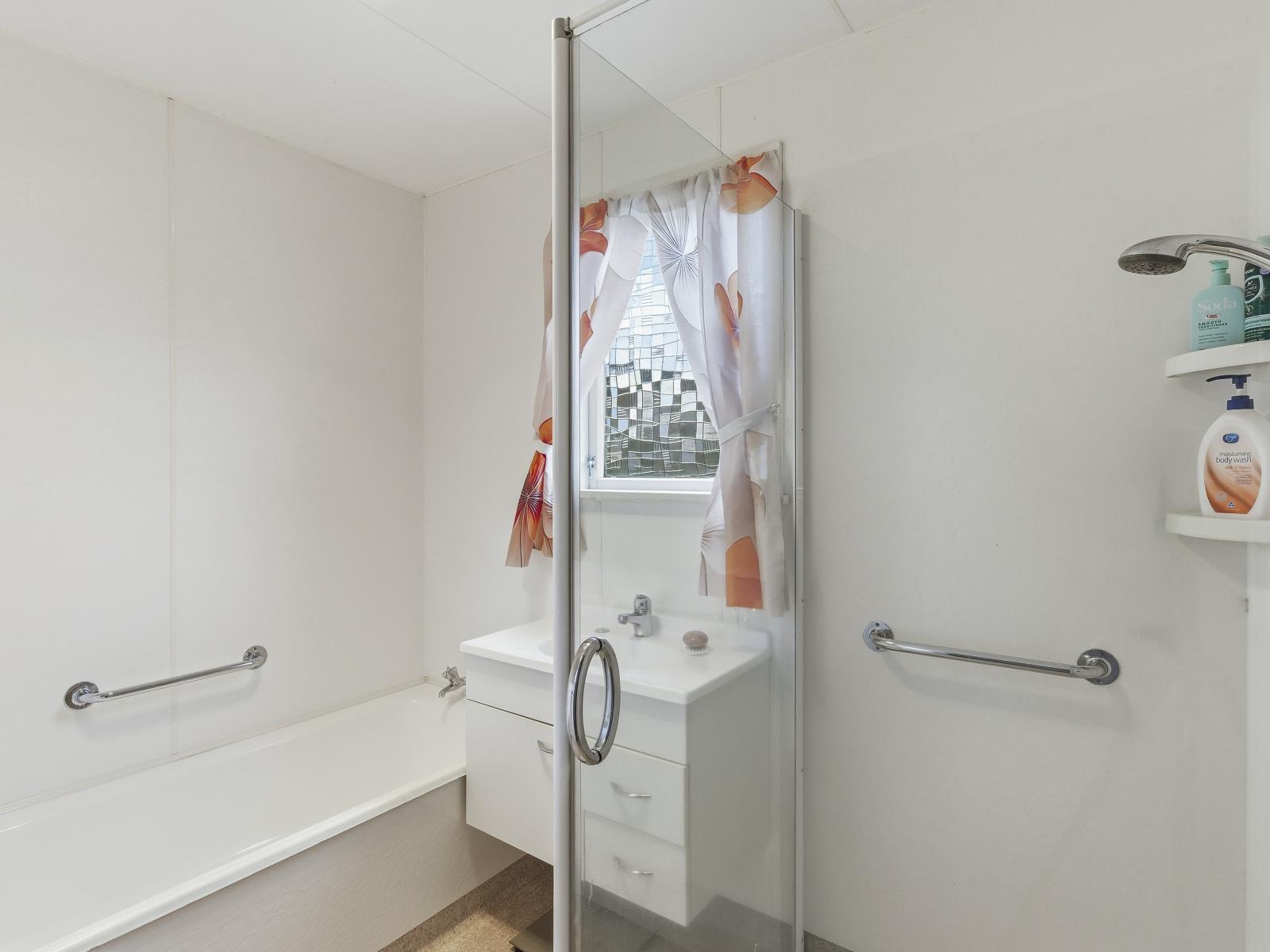 50 Kennedy Drive, Levin