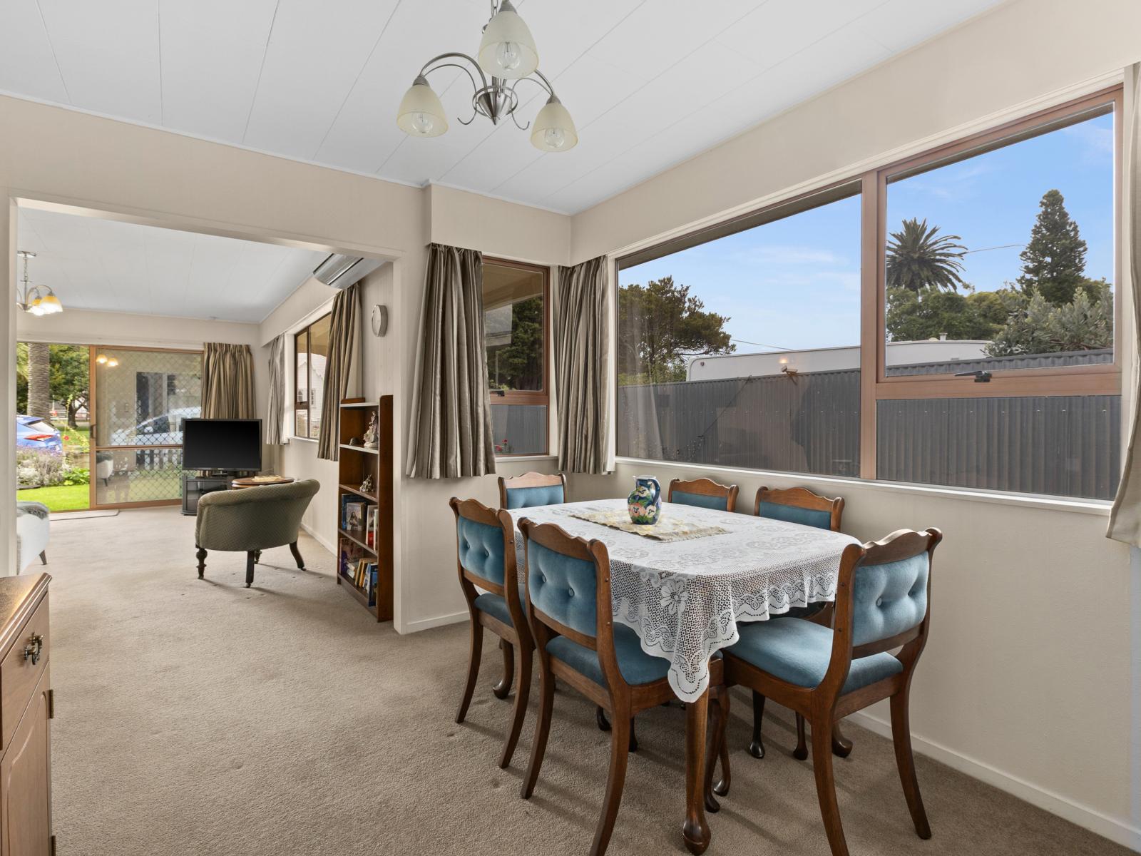 1/3 Church Road, Taradale