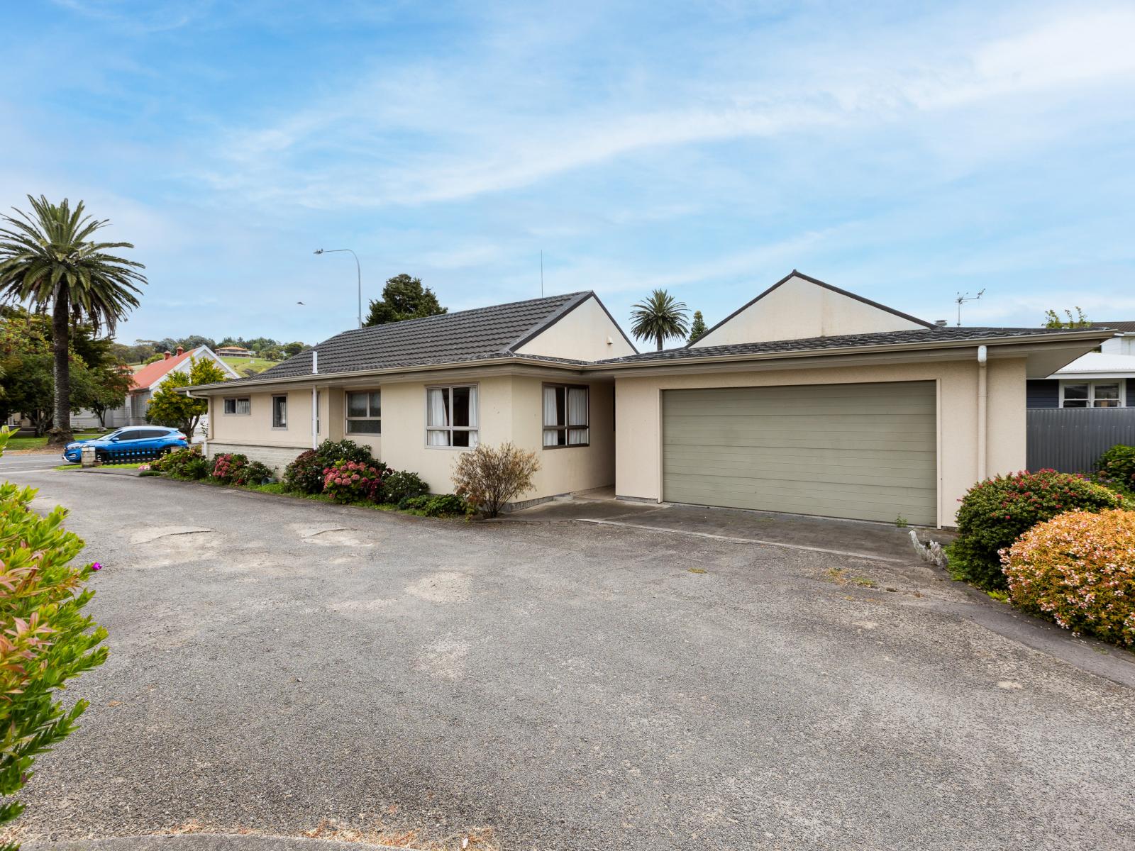 1/3 Church Road, Taradale