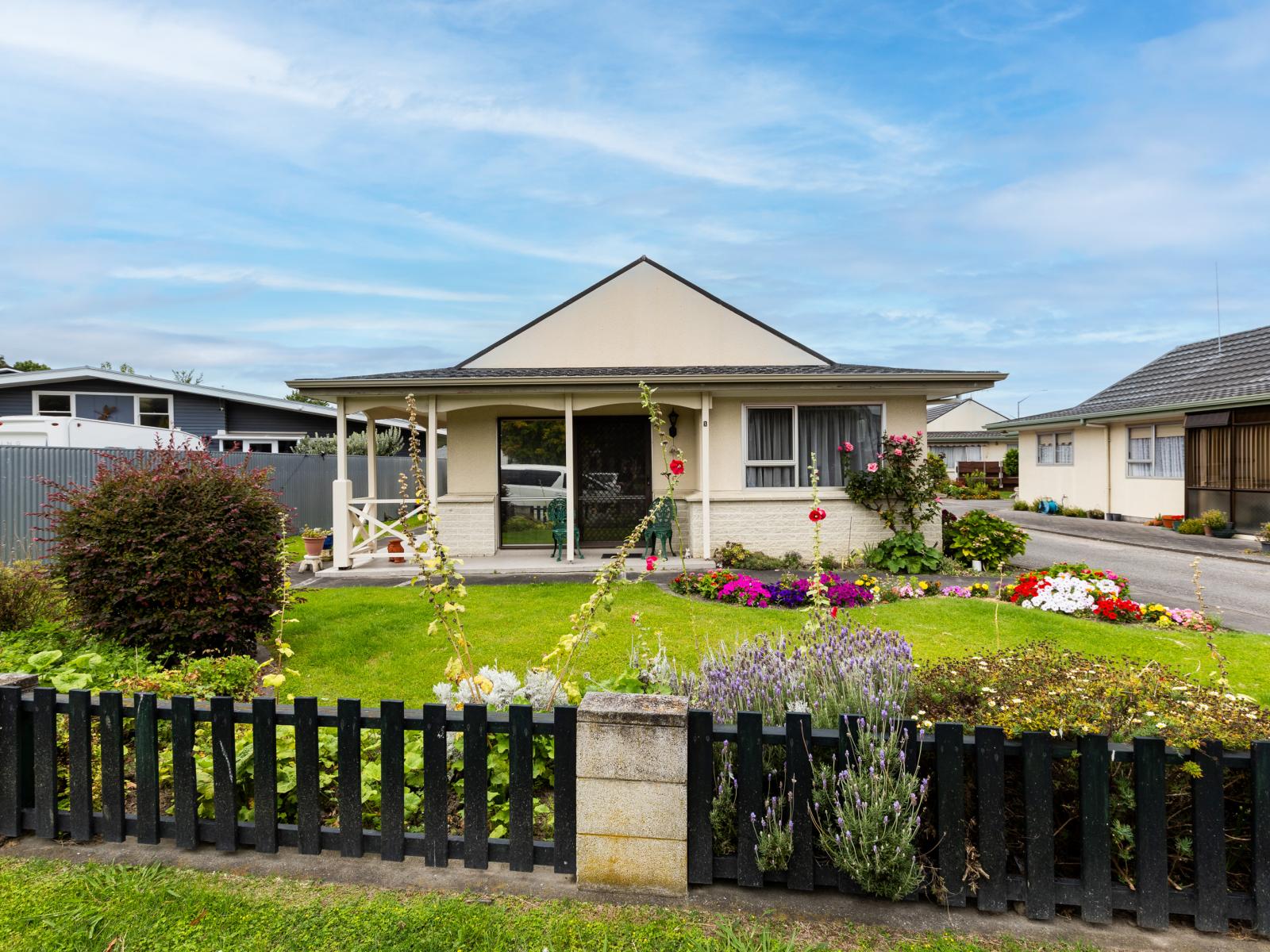 1/3 Church Road, Taradale