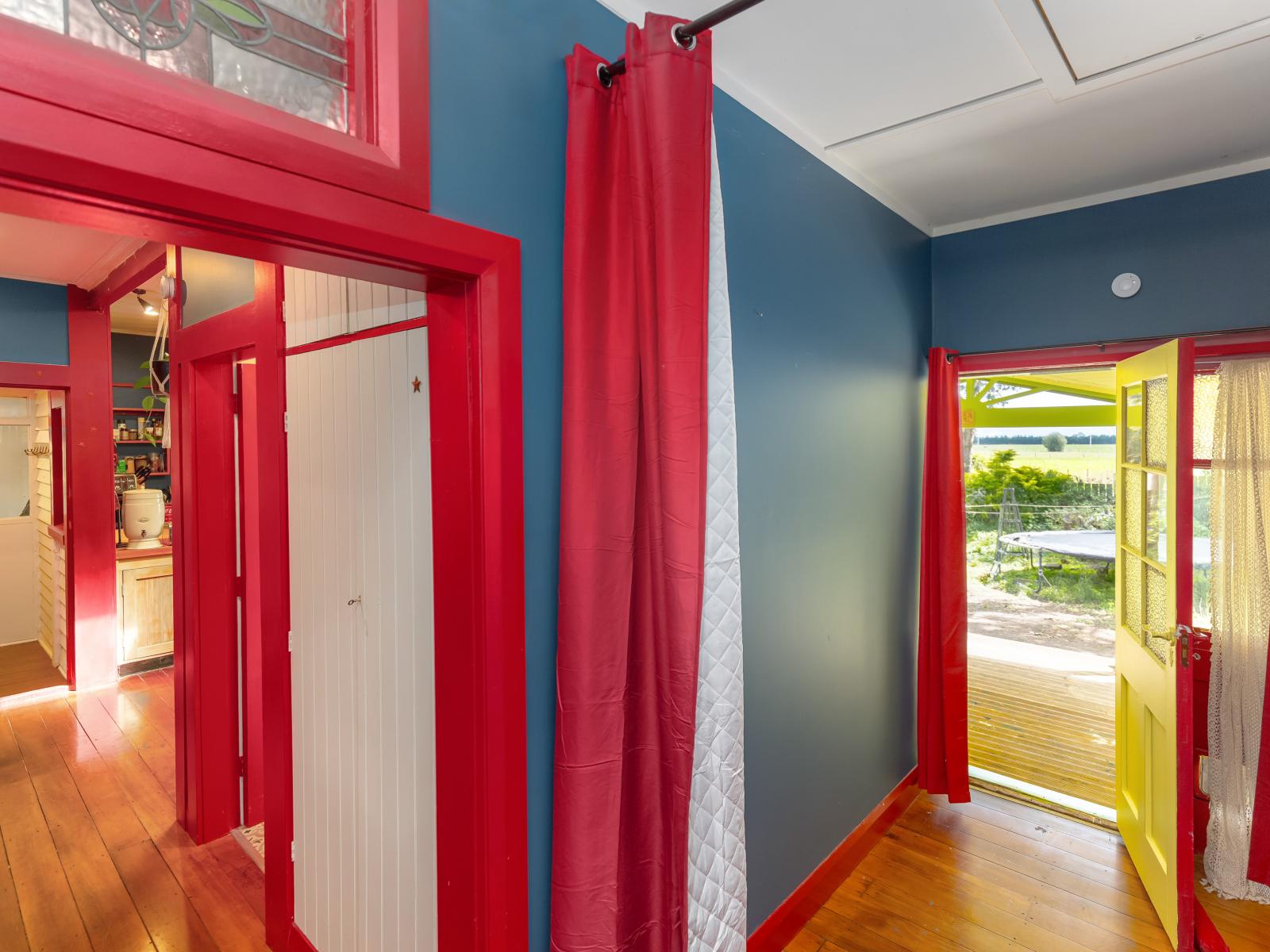 595 Wards Line, Greytown