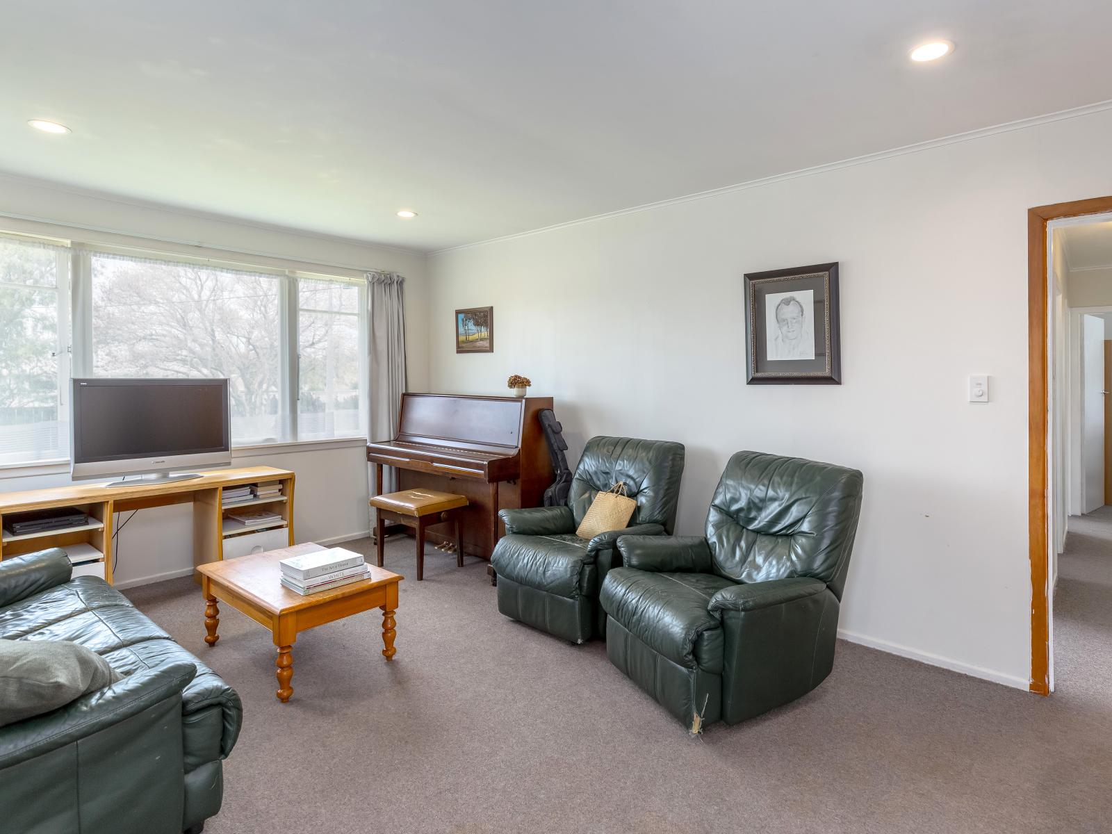 24 Daniell Street, Featherston