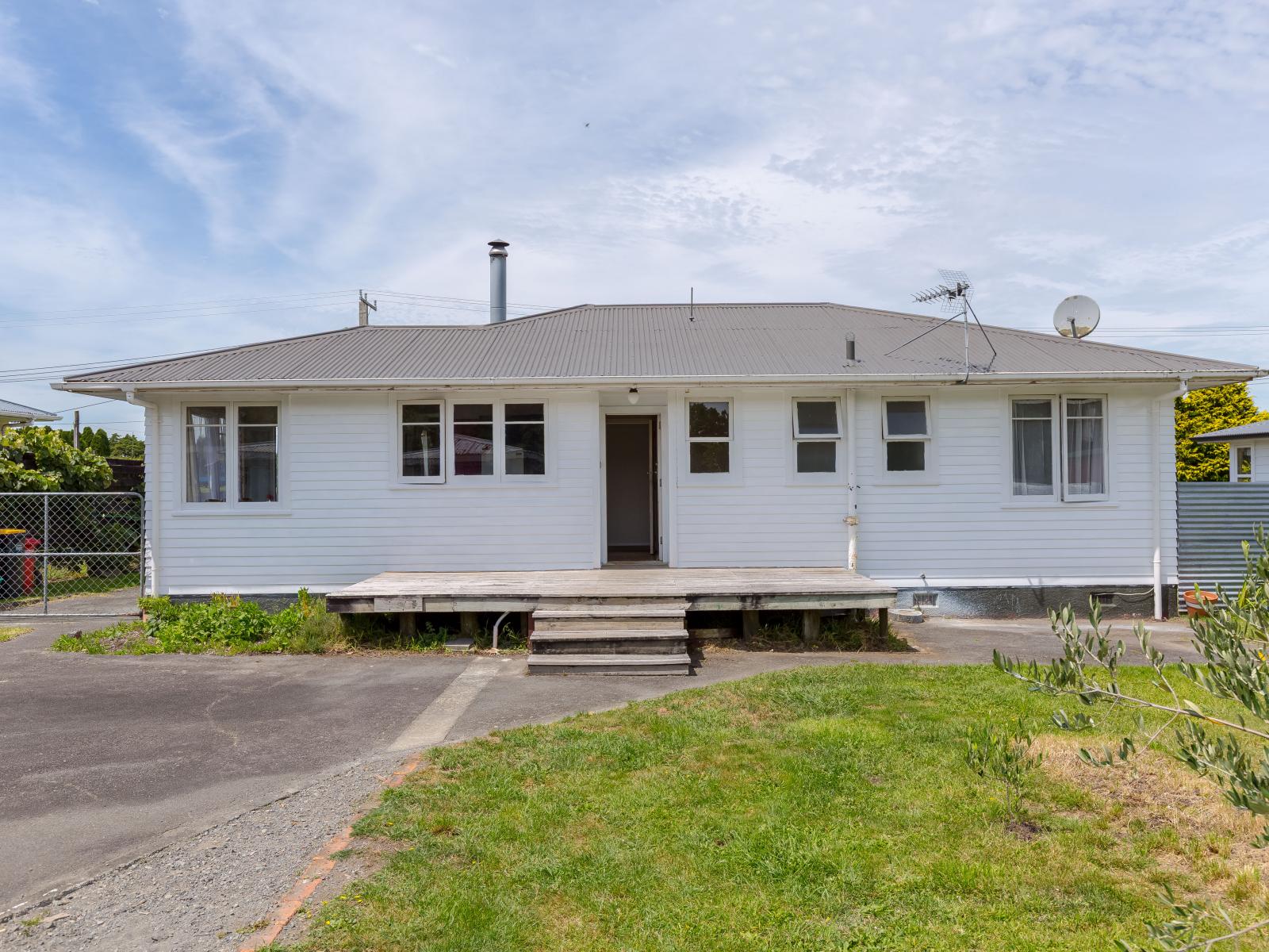 24 Daniell Street, Featherston