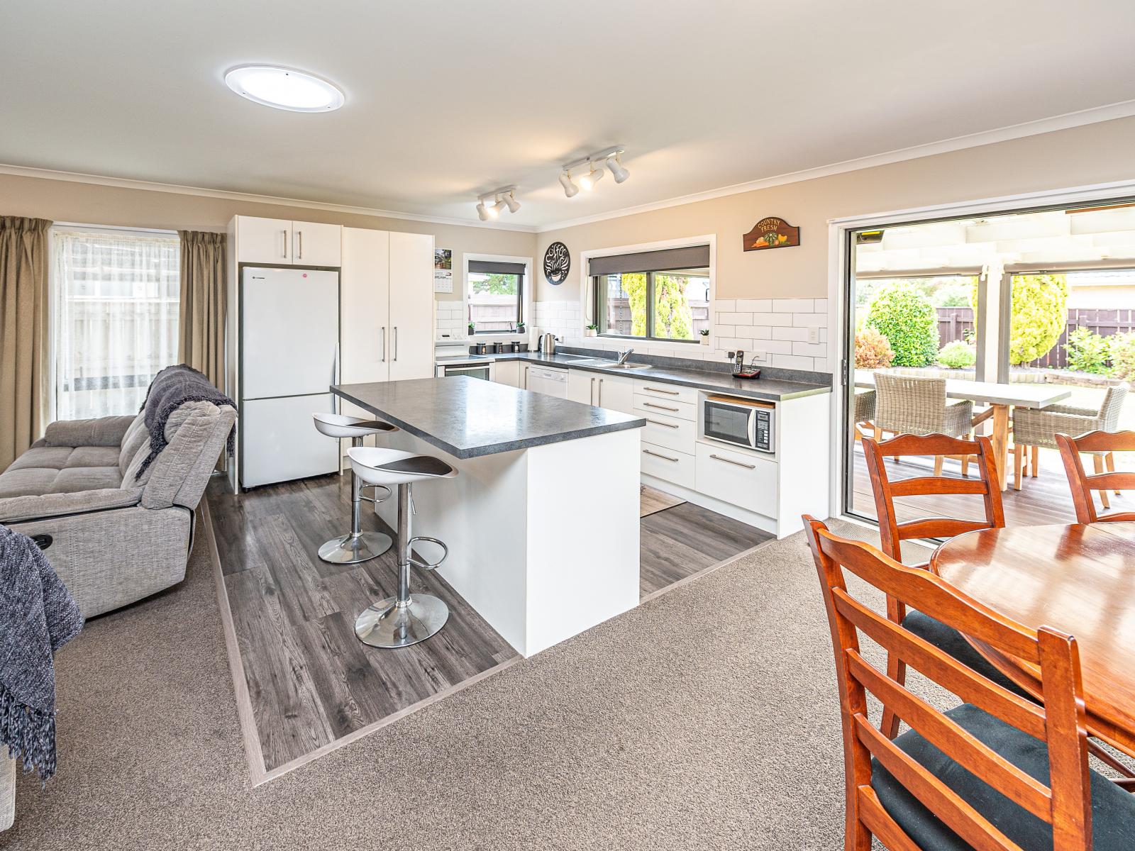 10 Kakaho Drive, Tawhero