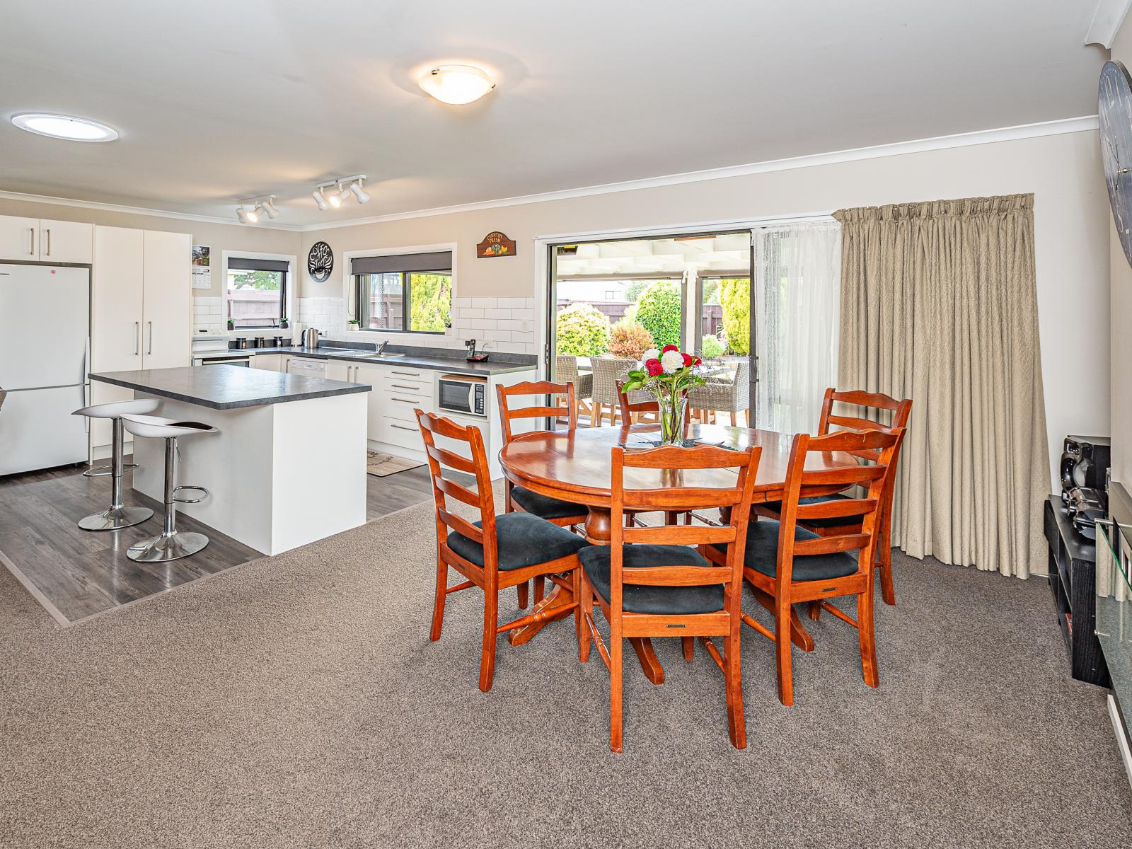 10 Kakaho Drive, Tawhero