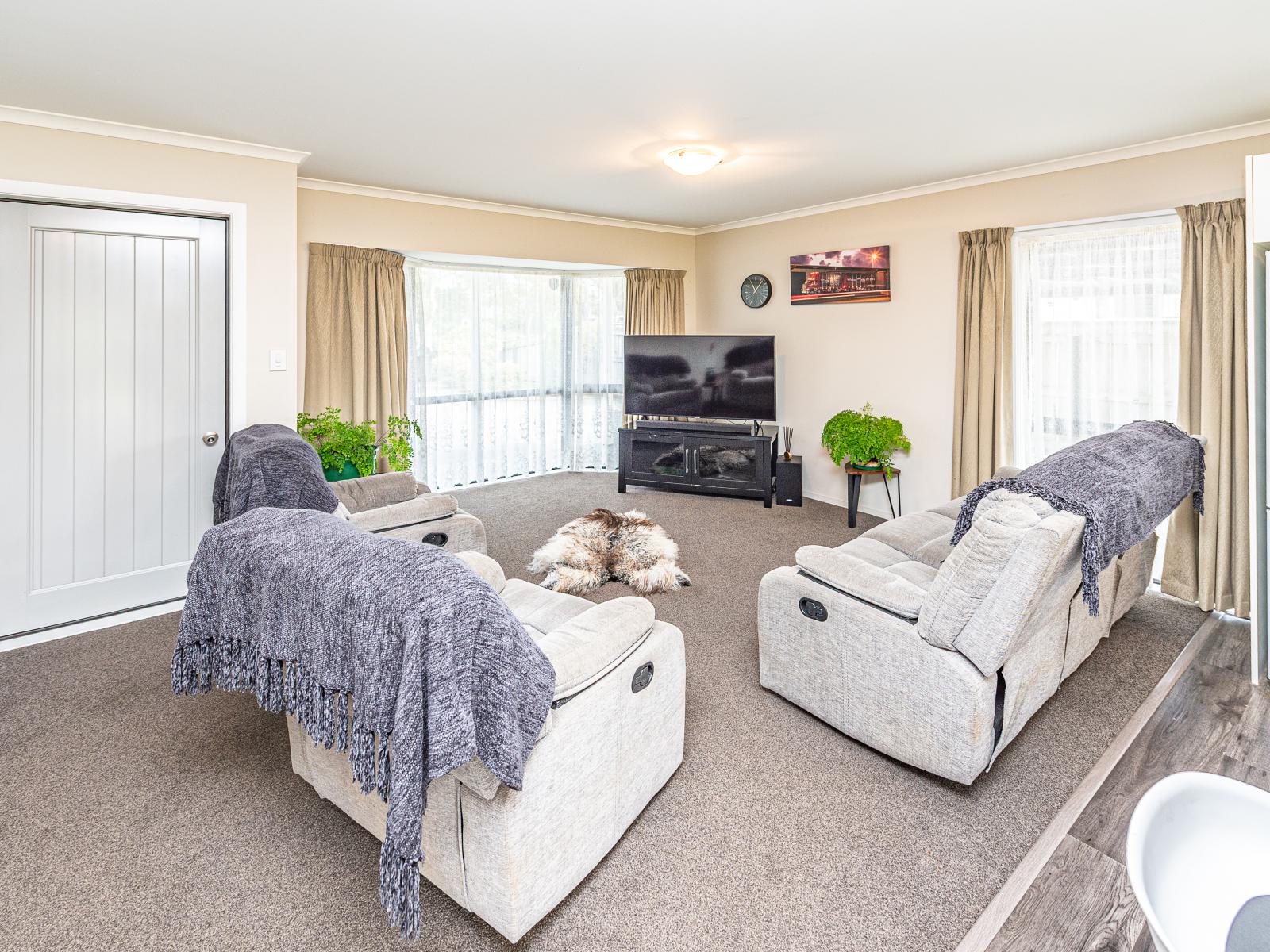 10 Kakaho Drive, Tawhero