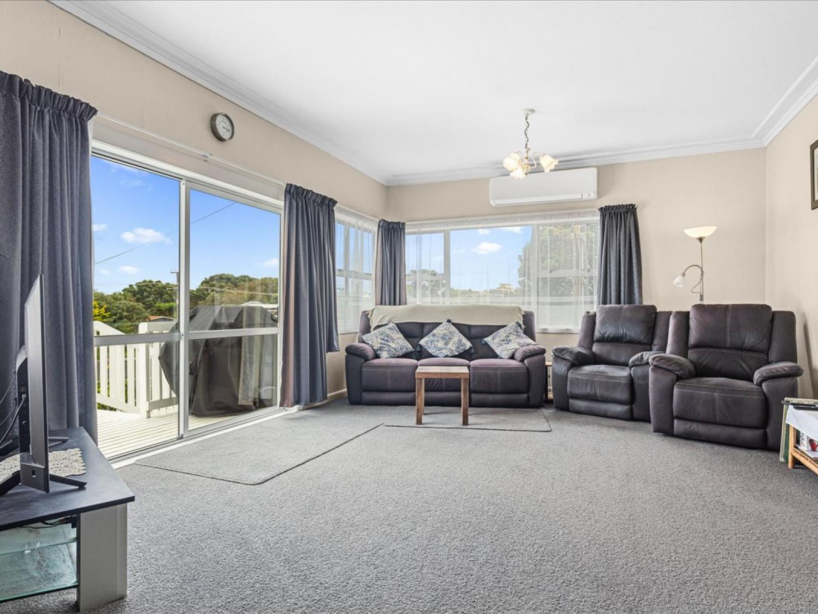 43 North Street, Mokau