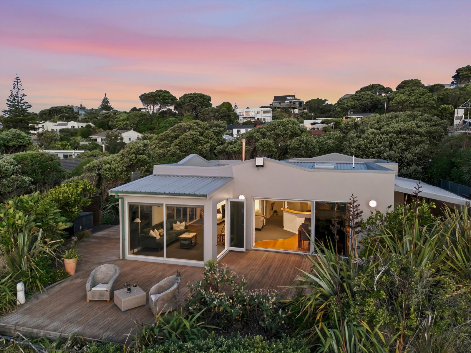 60 The Esplanade, Raumati South