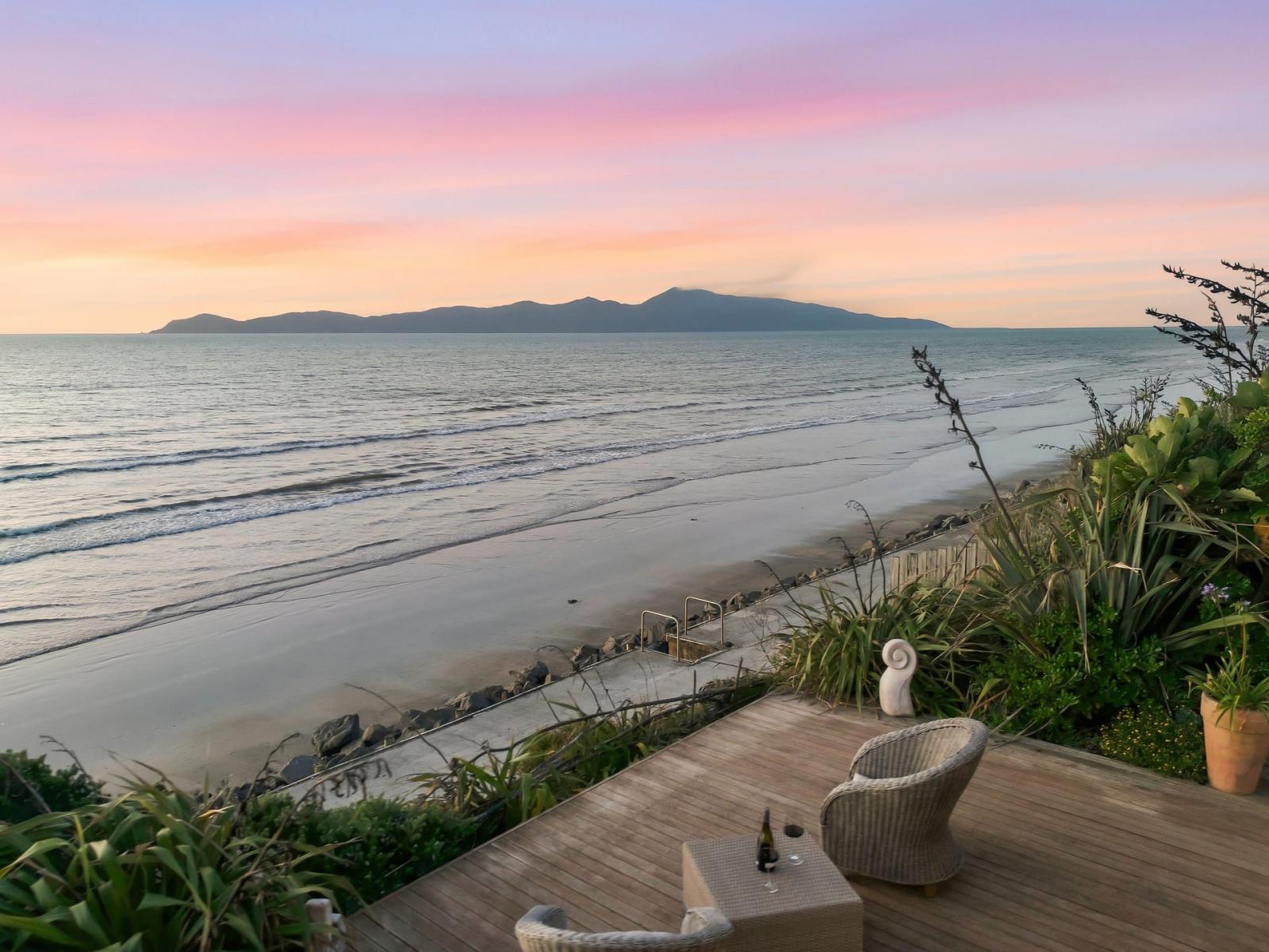 60 The Esplanade, Raumati South