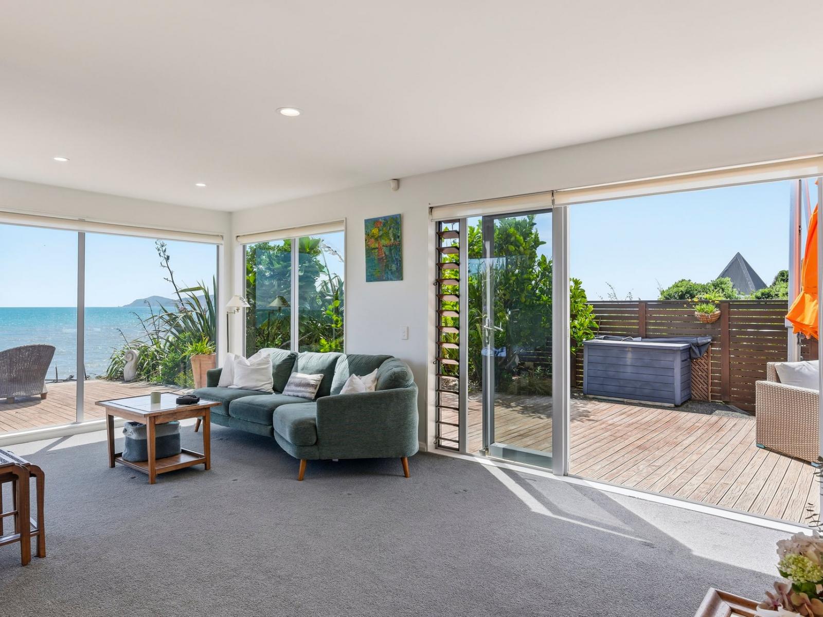 60 The Esplanade, Raumati South