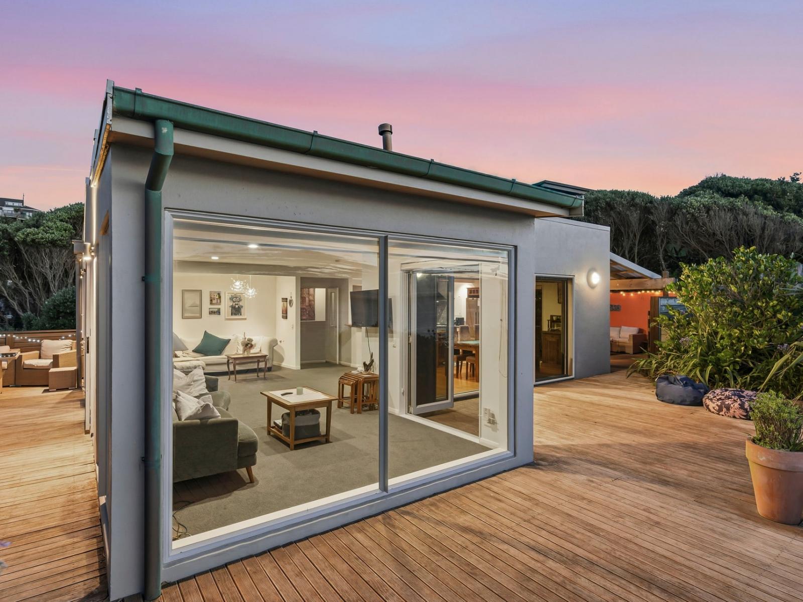 60 The Esplanade, Raumati South