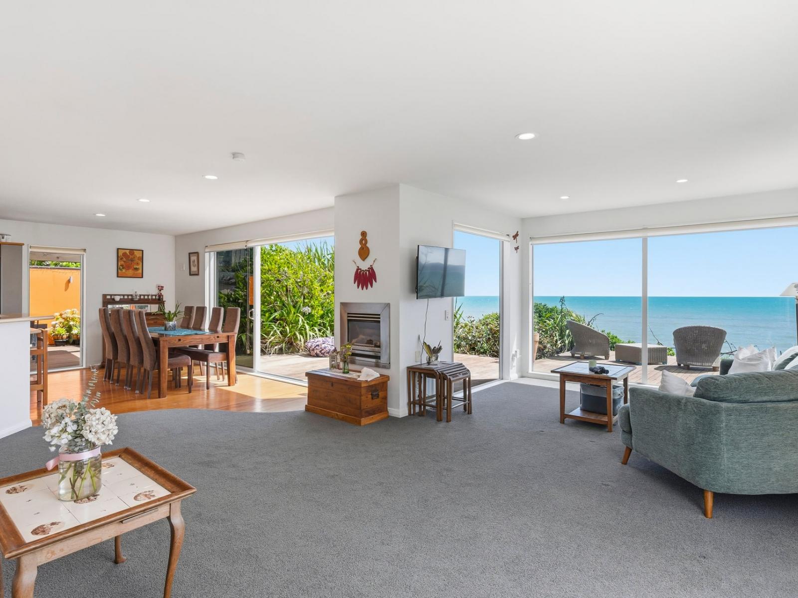 60 The Esplanade, Raumati South