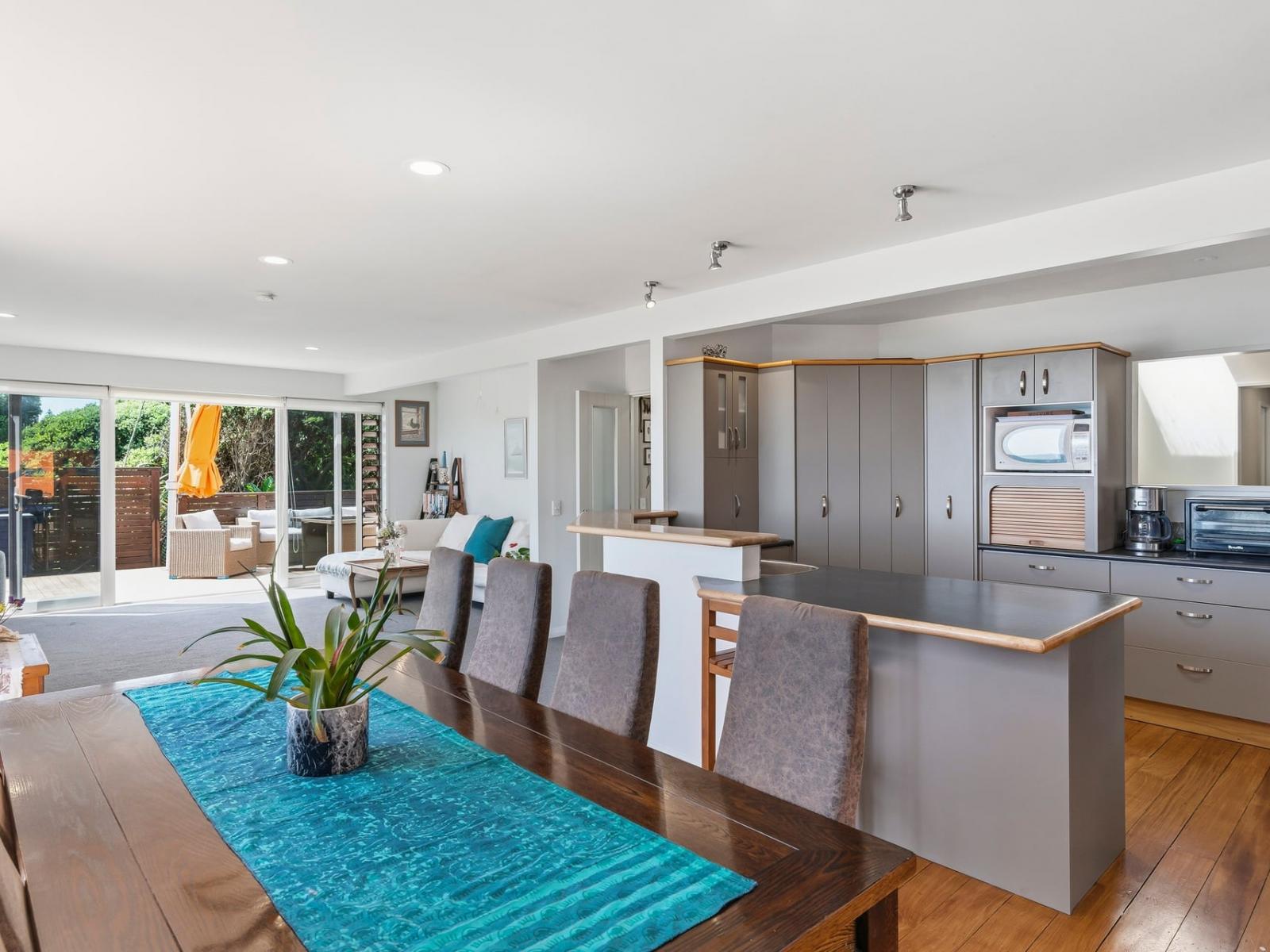 60 The Esplanade, Raumati South